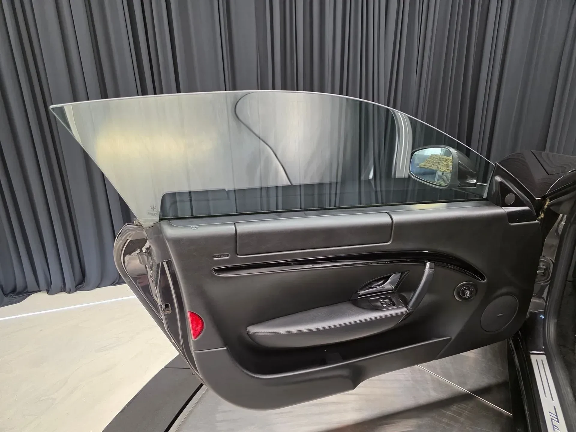 mph015_3635993041_d1b8dd0e_8789_4536_893b_29f2ff004893_83aadc7d43