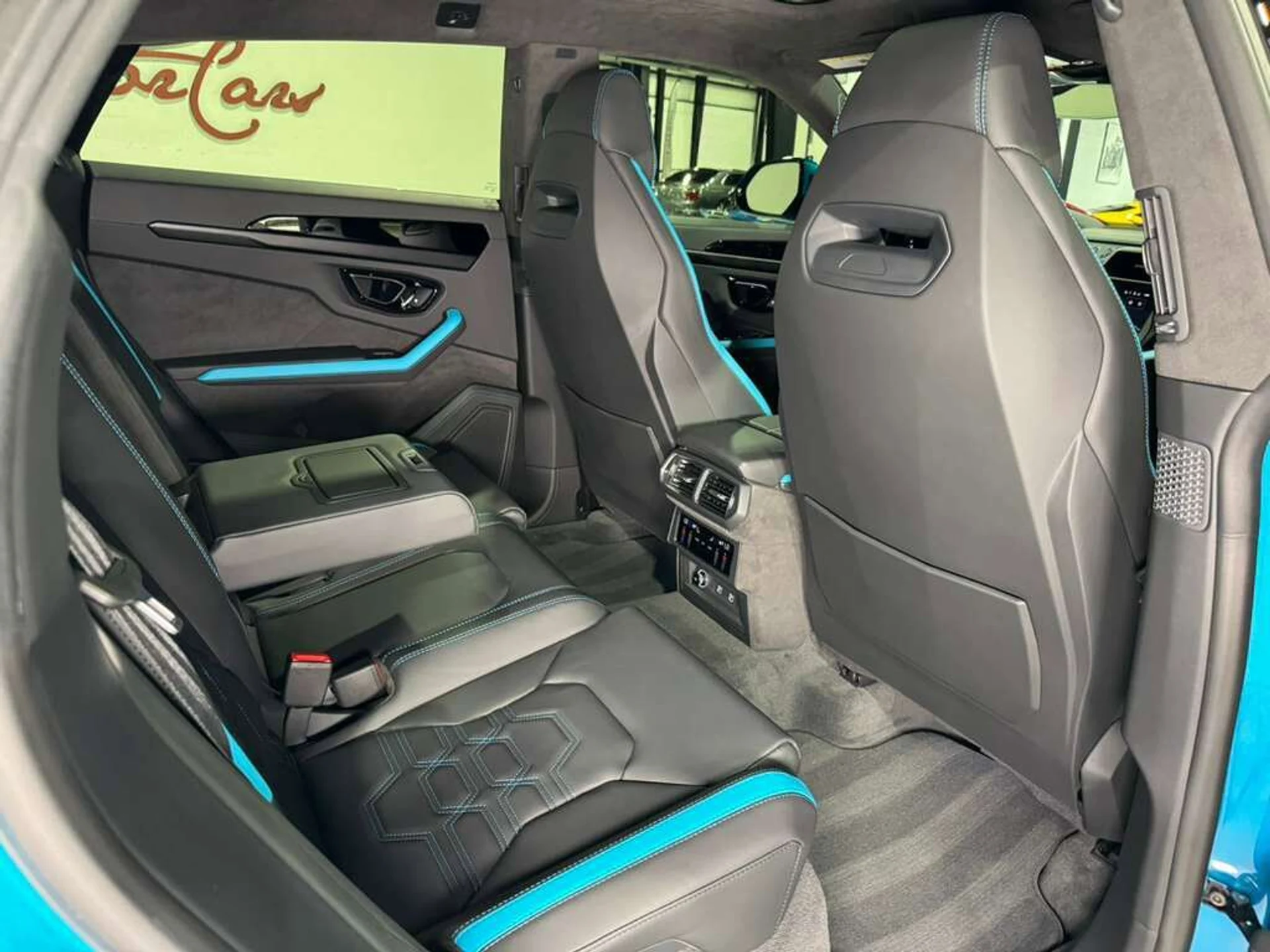 mph015_3639024377_074c9678b33a0b27181849c40079a43f_6a652d232d