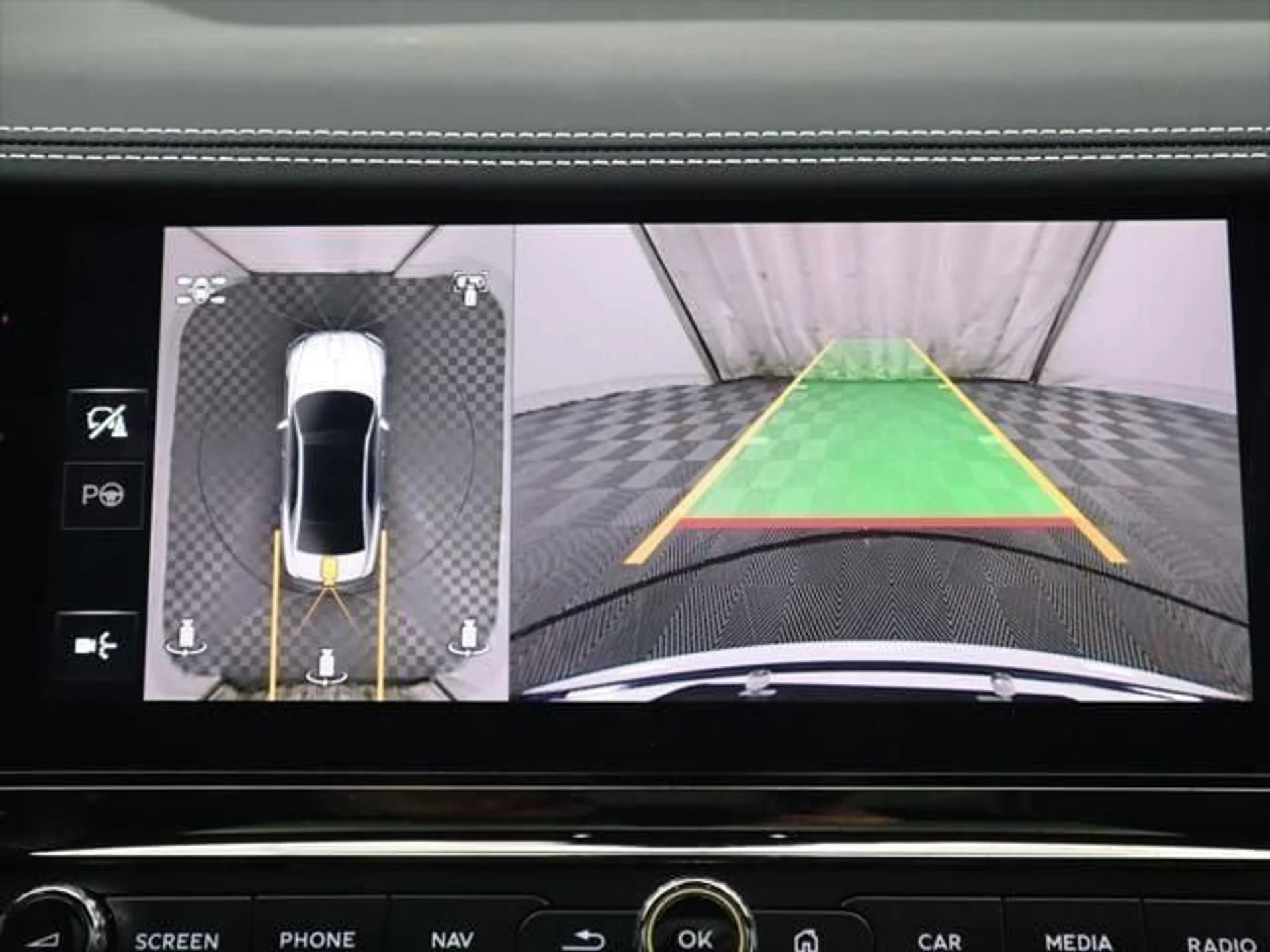 mph015_3643682584_new_2025_bentley_flying_spur_speedsedan_8119_22748224_16_640_05e0ec47c5