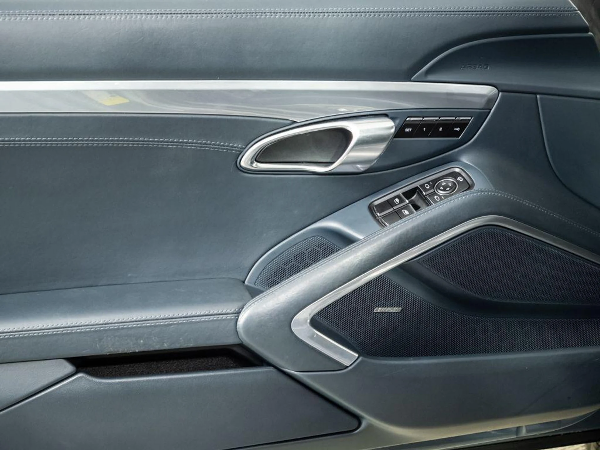 mph015_3646387932_D_Xzr_G_qw_Vyvfv_MOL_Epq66y_AT_Nxo_b1e034883b