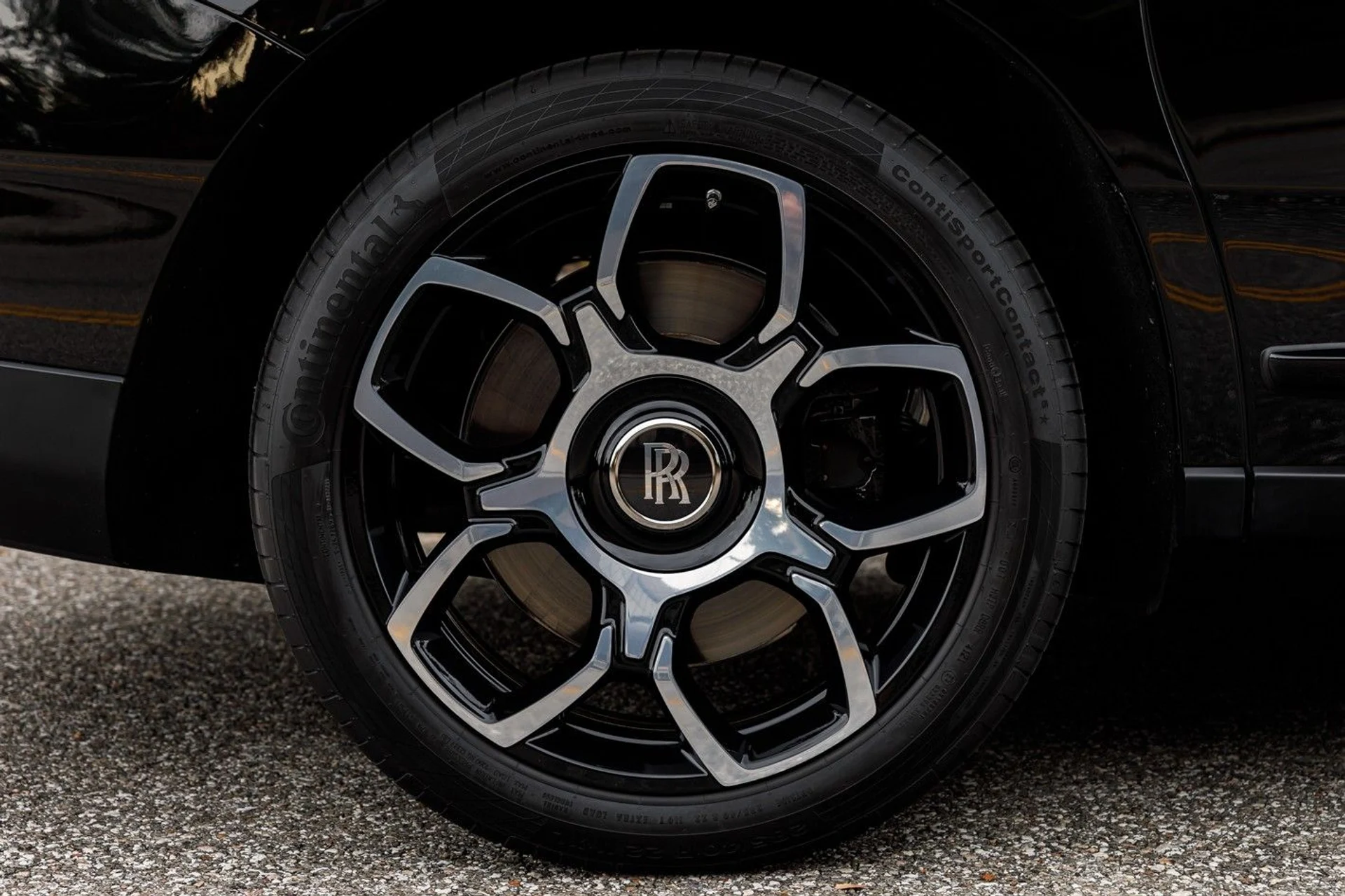 mph015_3654801522_649_p16_l_479d0ac0c3