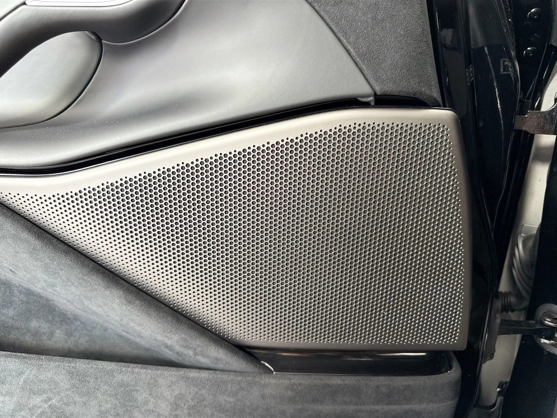 mph015_3661051226_1fe37ed030d63a287f97059e1195e50f_c9aa413023