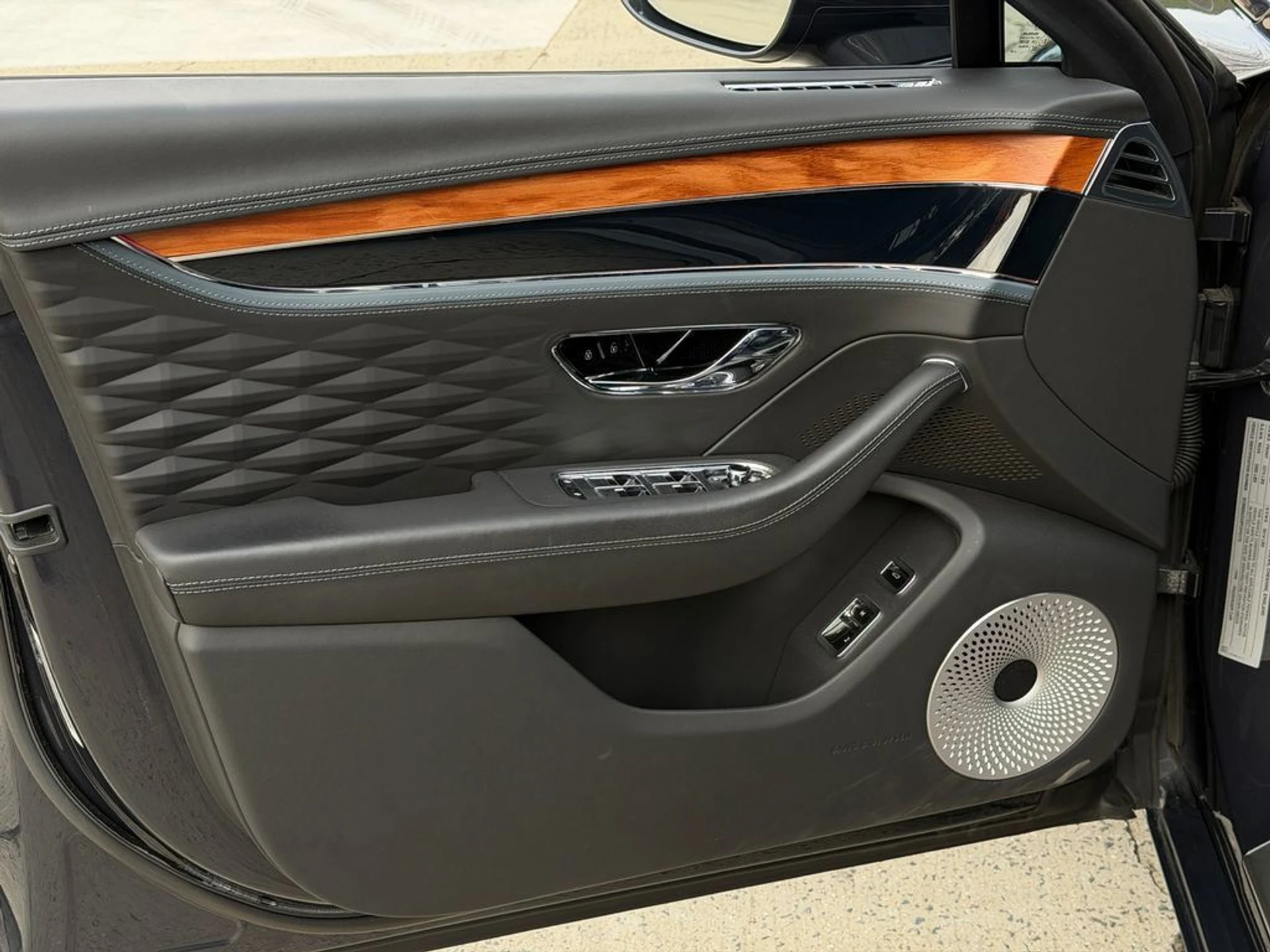 mph015_3661616143_b90c560acd3f45e48e42a62d577f80bd_b56eda3158