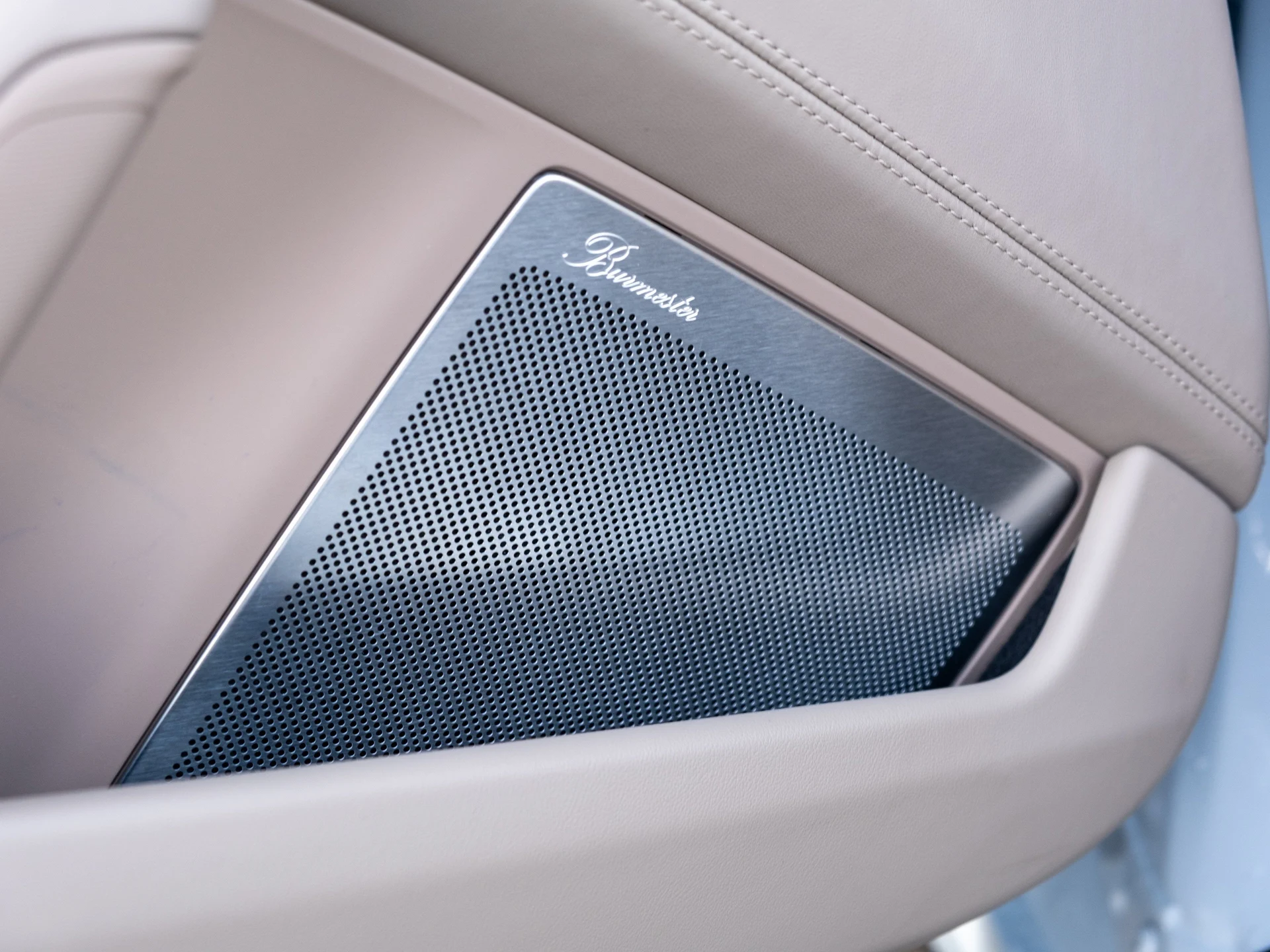 mph015_3667294829_16_180ab7f16e