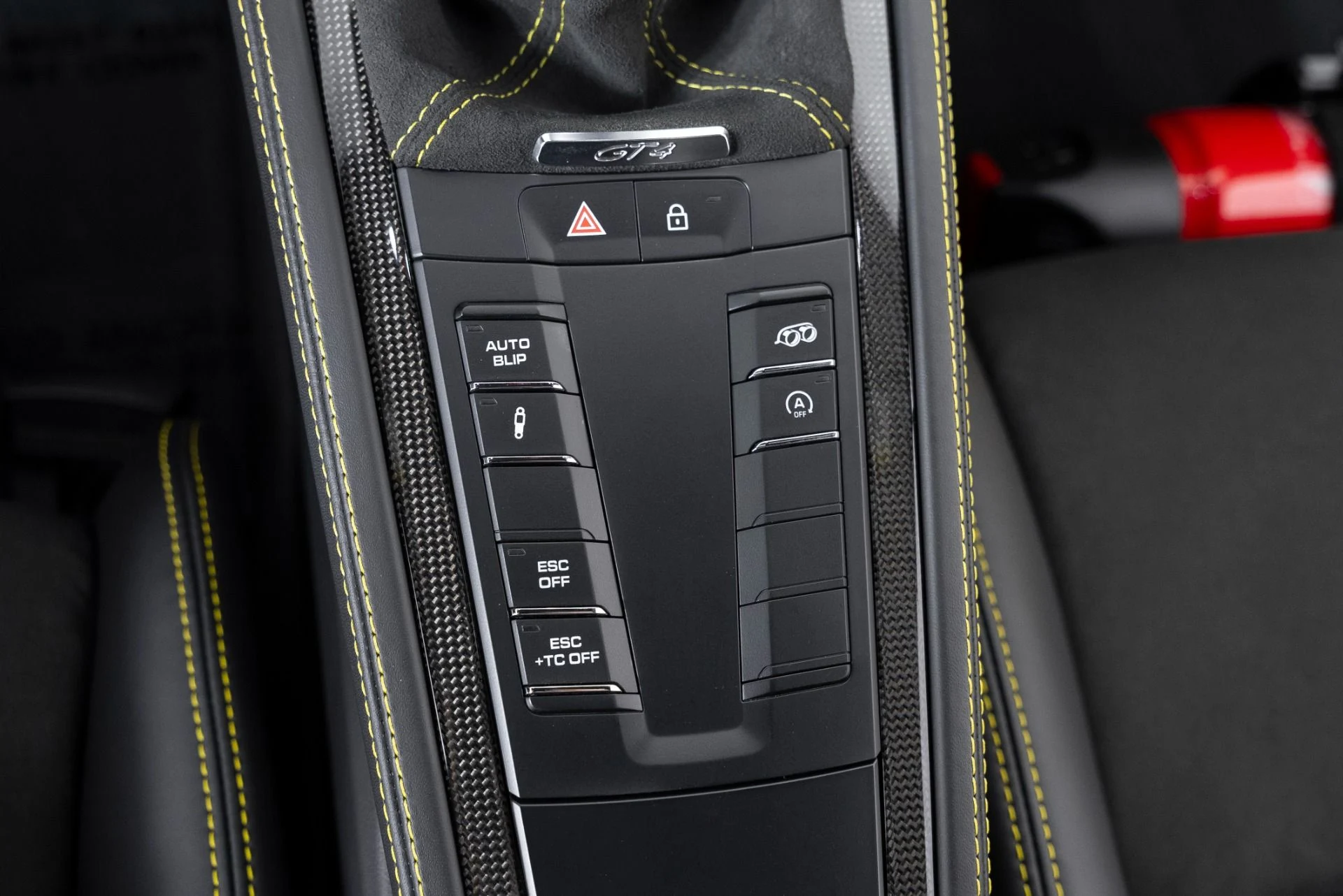 mph015_3669606722_Used_2022_Porsche_718_Cayman_GT_4_1769546035_647009939b