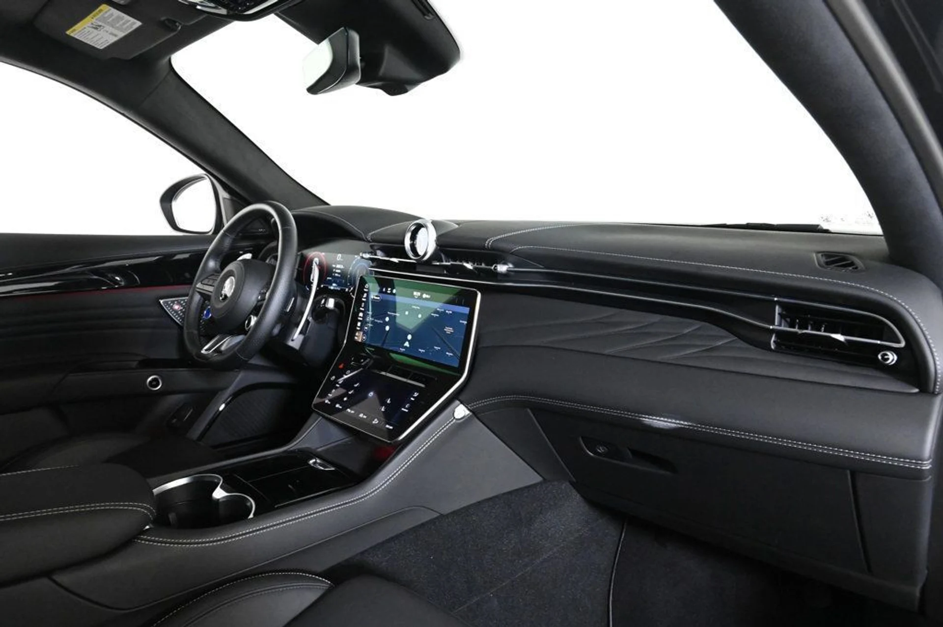 mph015_3673584674_used_2025_maserati_grecale_modena_11350_22945495_15_1024_bc18ce9f60