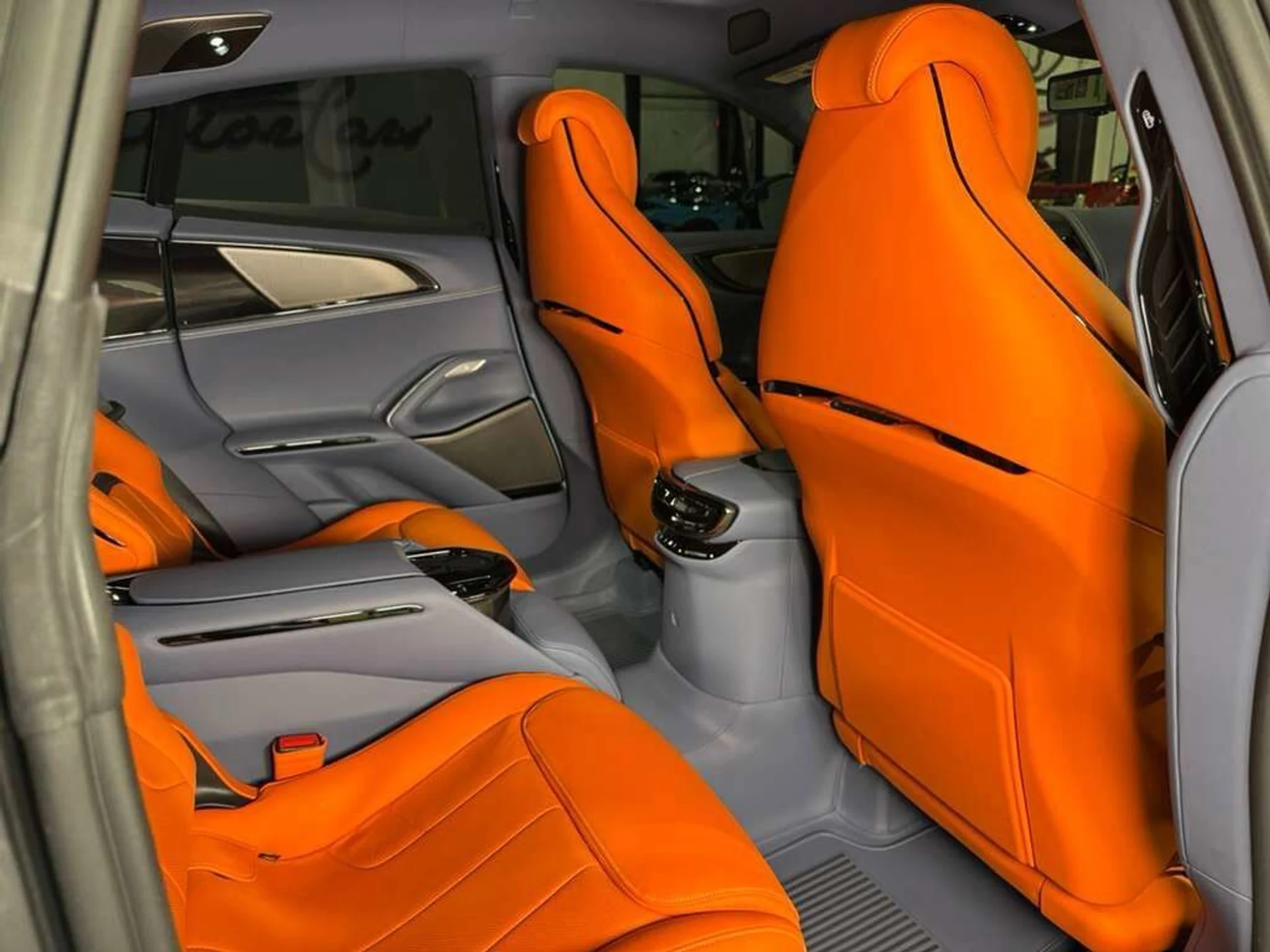 mph015_3679380287_fc31ed949c4fc71890f5e26e6ef40e49_c288b943df