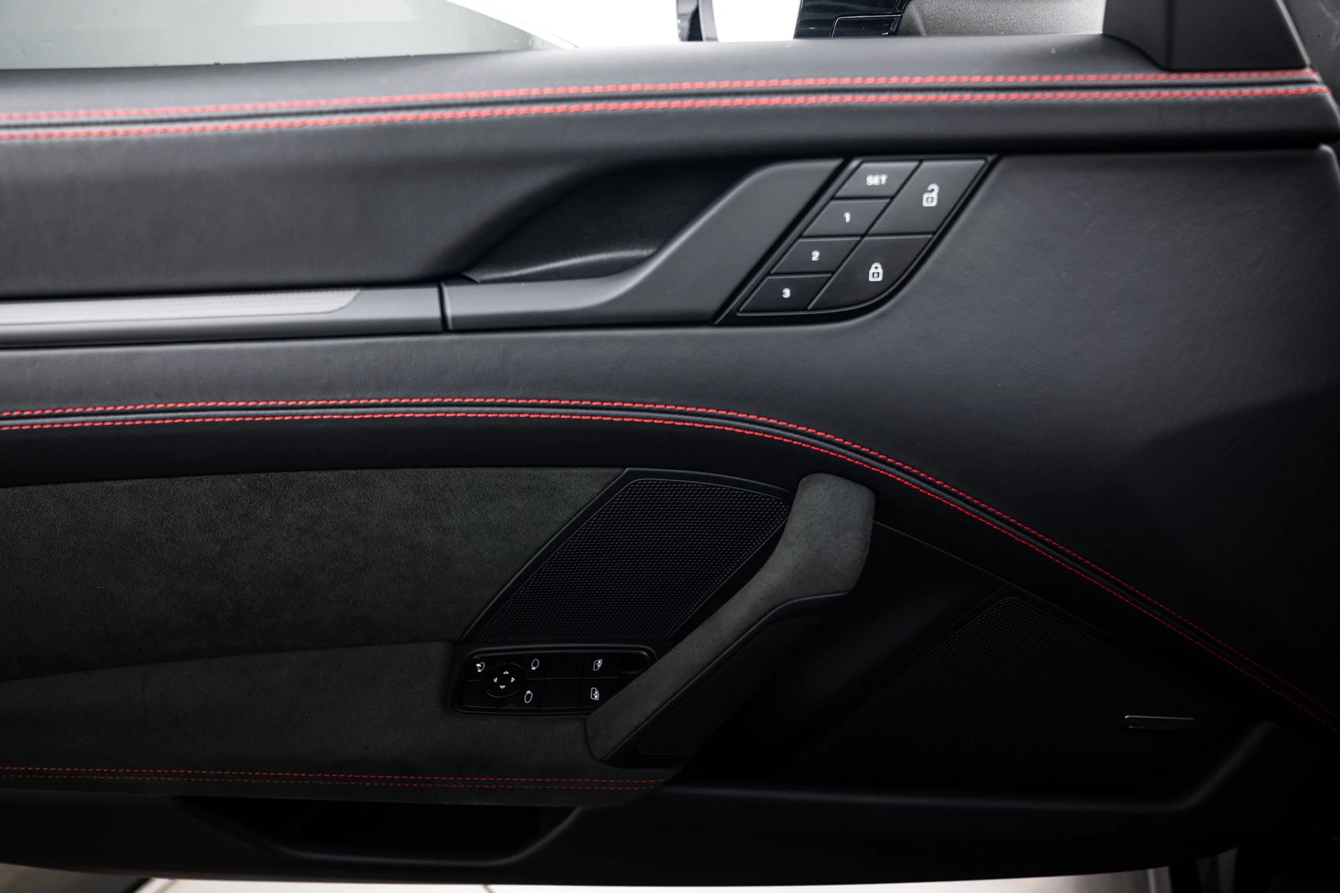 mph015_3683029497_2344c411558edc4f6b994ce87b988a6c_0ae9e234fc