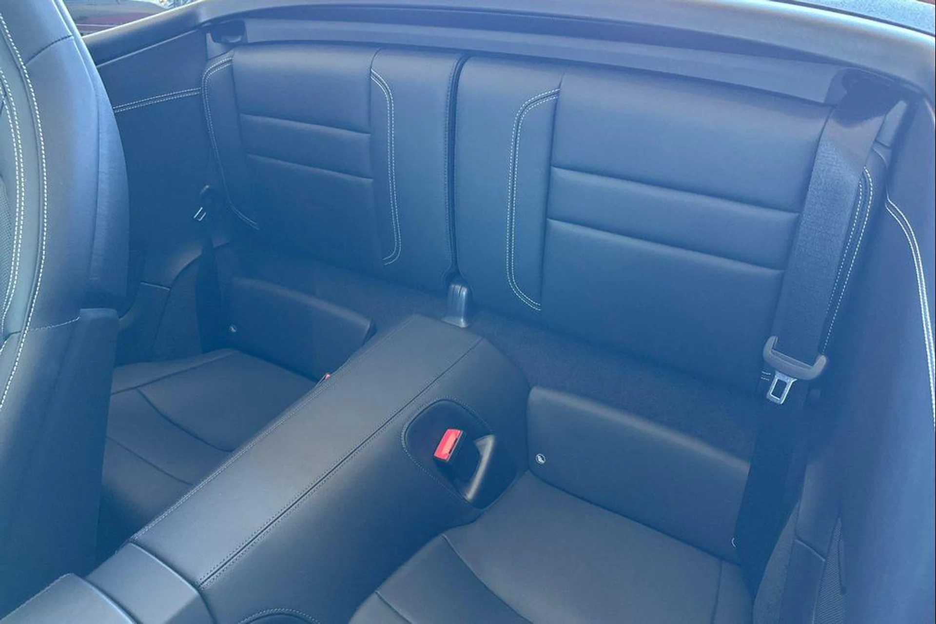 mph015_3688792400_v_f1_JJD_Pl_Z_Bb1_Ai_Sjo_Gi_TS_Wtb_Y_5e2608737c