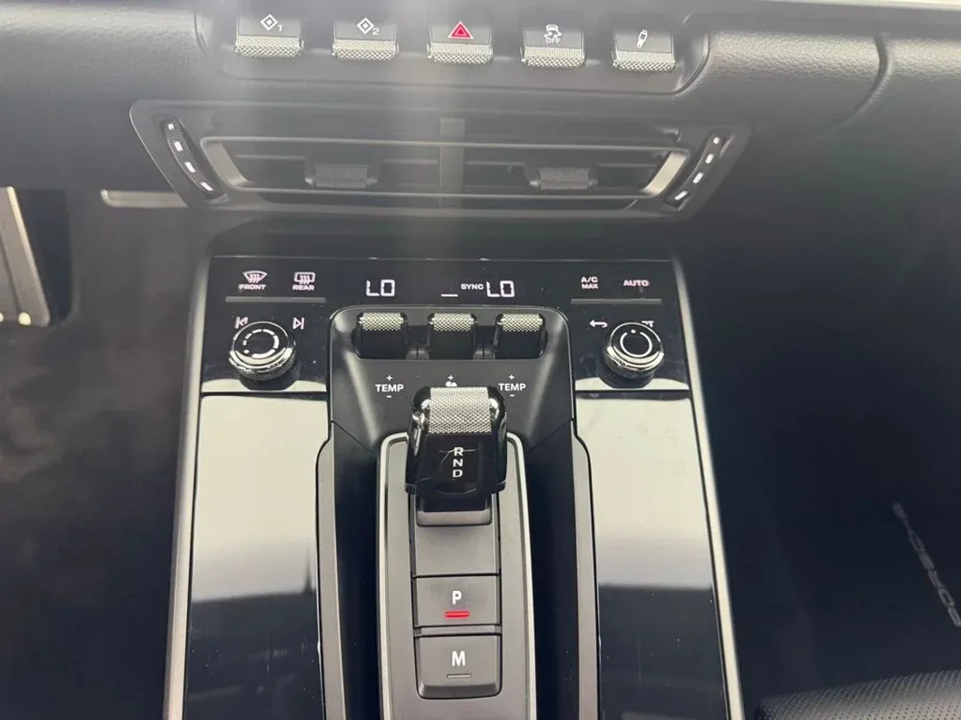 mph015_3692283599_00fc1e5d15774eb519e8f7e4fbf73d01_e918ac055d