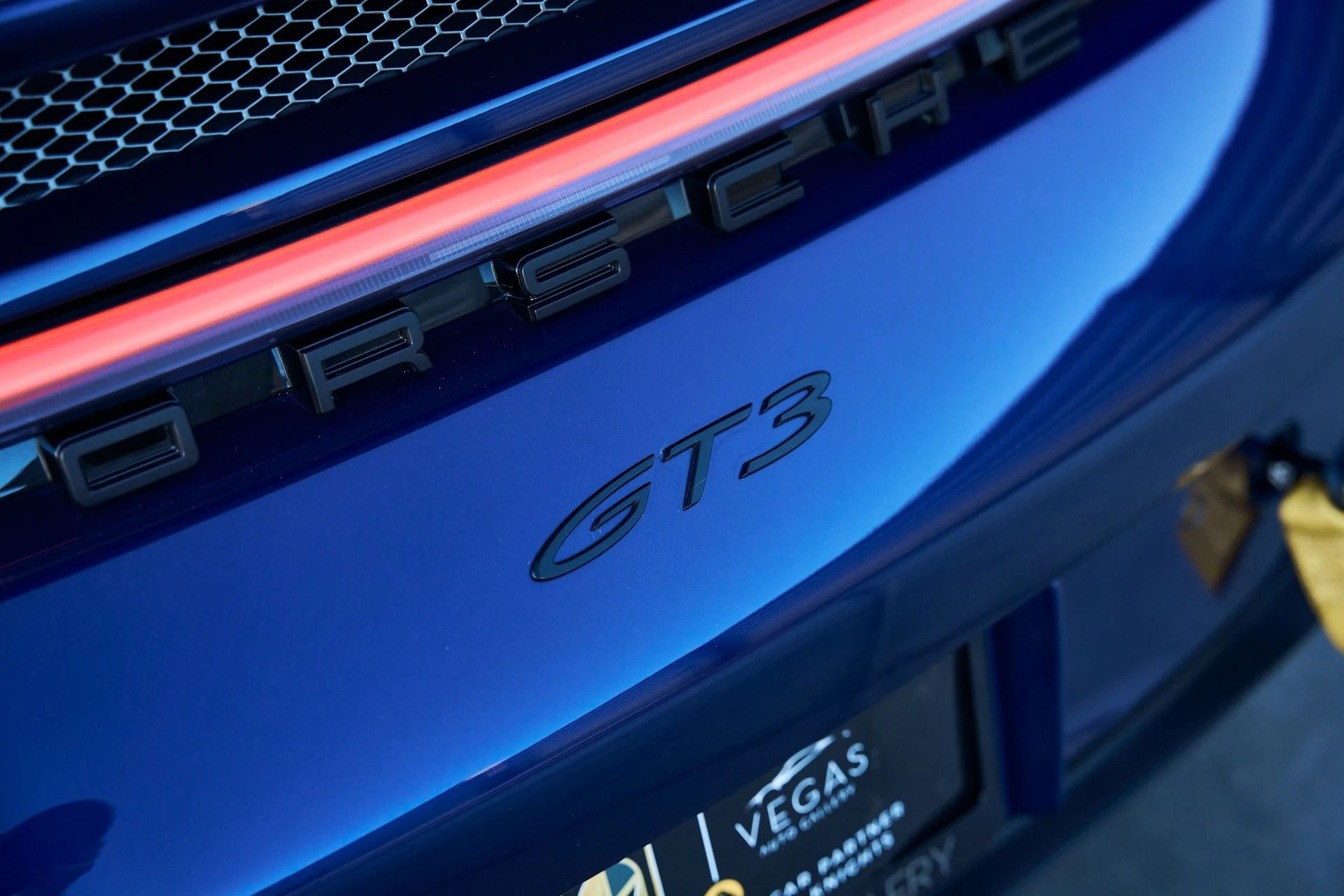 mph015_3692571219_Used_2023_Porsche_911_GT_3_1770166890_bb9975a4fe