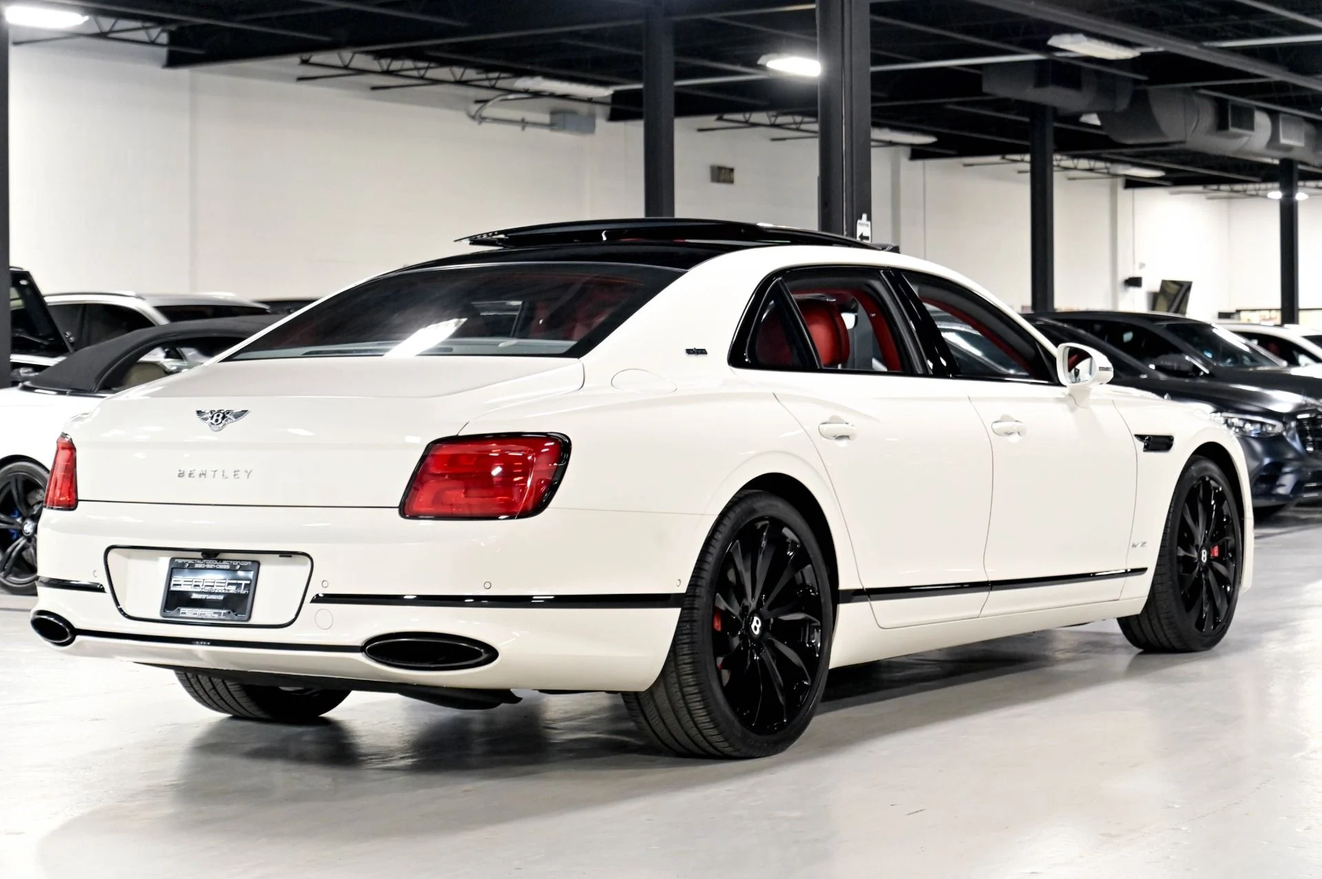 mph015_3695507393_Used_2021_Bentley_Flying_Spur_W12_1781552486_7b8f8cdc23