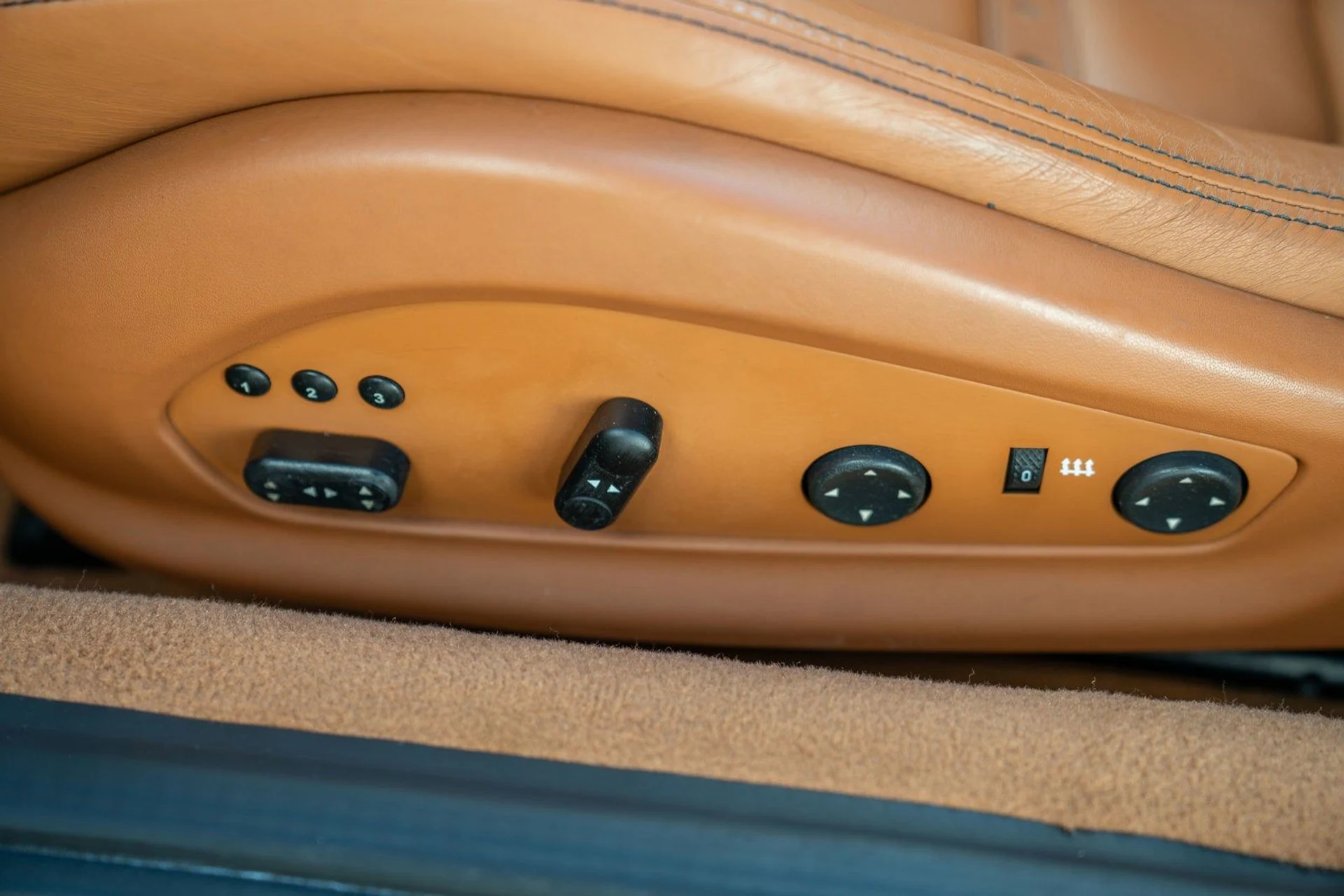 mph015_3703771863_16_448614ef98