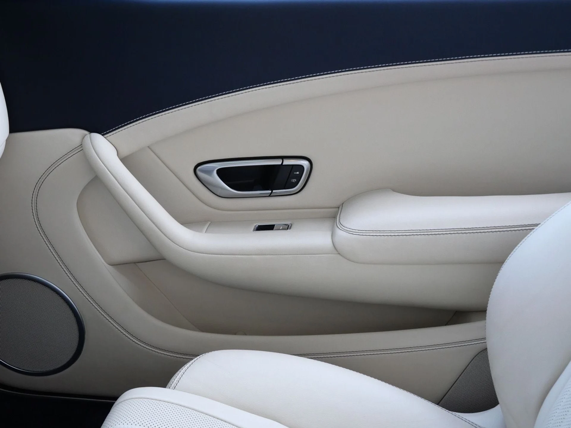 mph015_3708280345_bed37efde77defb580a33d6a89f8dd71x_eb8776939f