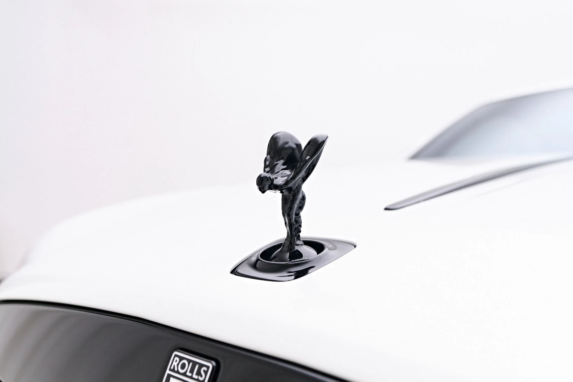 mph015_3714794222_Used_2018_Rolls_Royce_Wraith_Base_1758573621_197461ef46