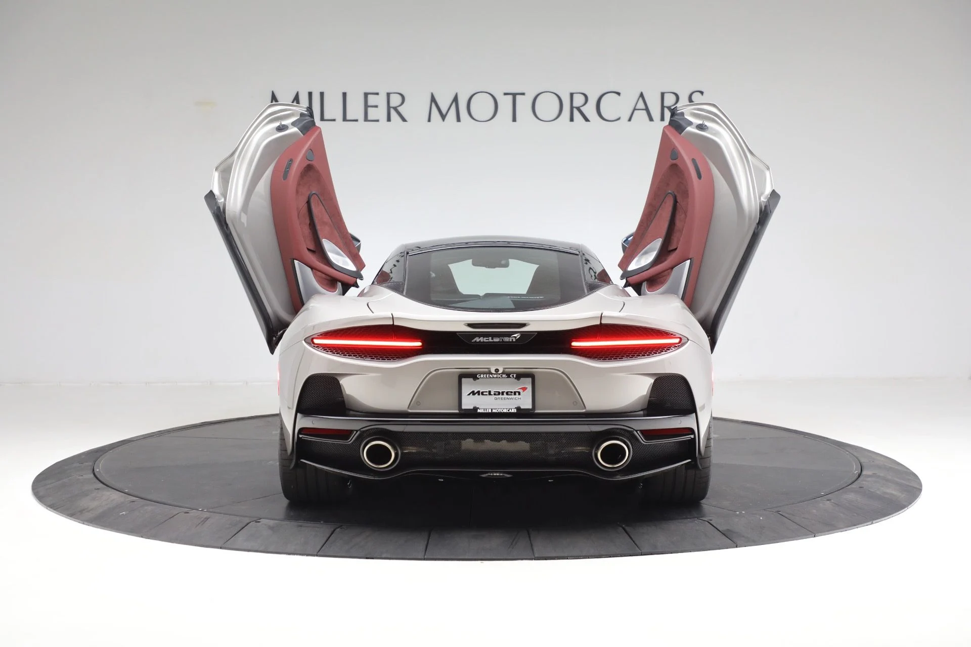 mph015_3717644696_Used_2023_Mc_Laren_GT_Pioneer_fe70c55378