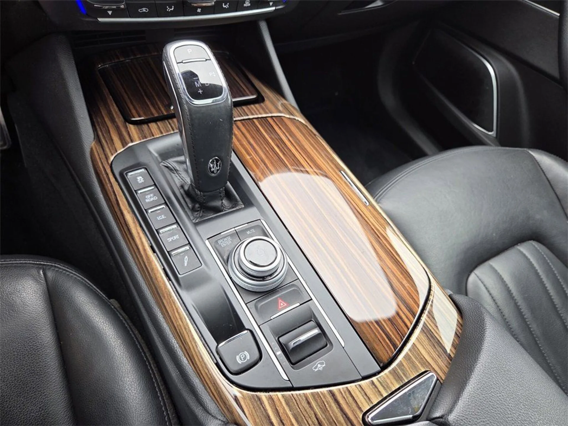 mph015_3718588152_fc350bc07461bb047367849ffc3650cd_6b752f0349