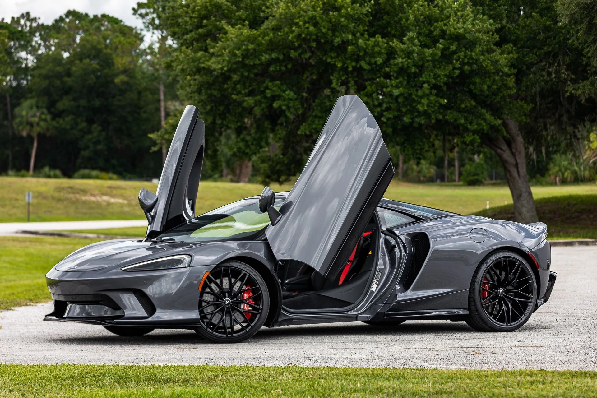 mph015_3718917115_Used_2023_Mc_Laren_GT_Luxe_d2857223b6