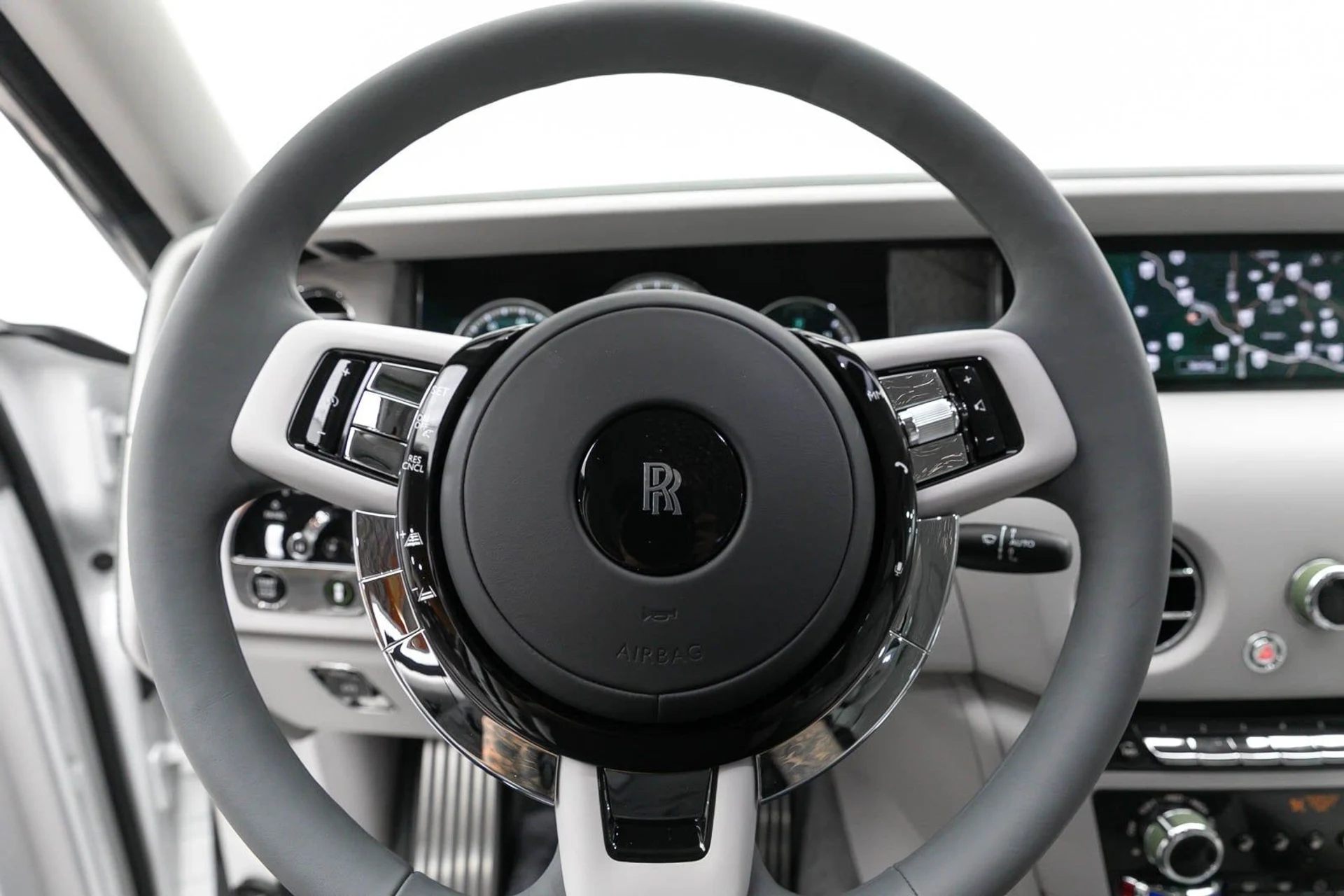 mph015_3729521701_16_3a27face68