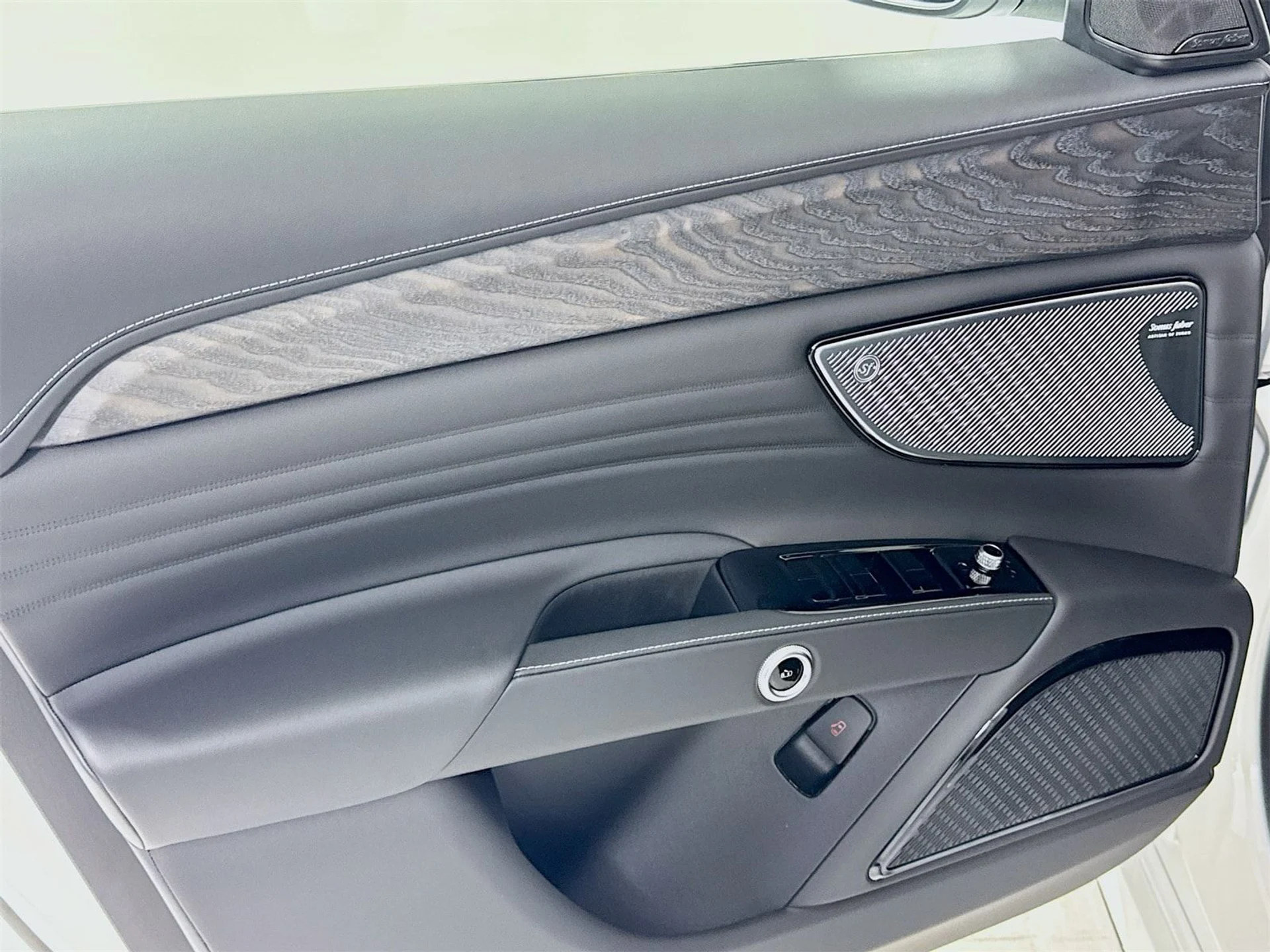 mph015_3729699920_fe077ba9acc0eead428be94ebde417ccx_2320224cc1