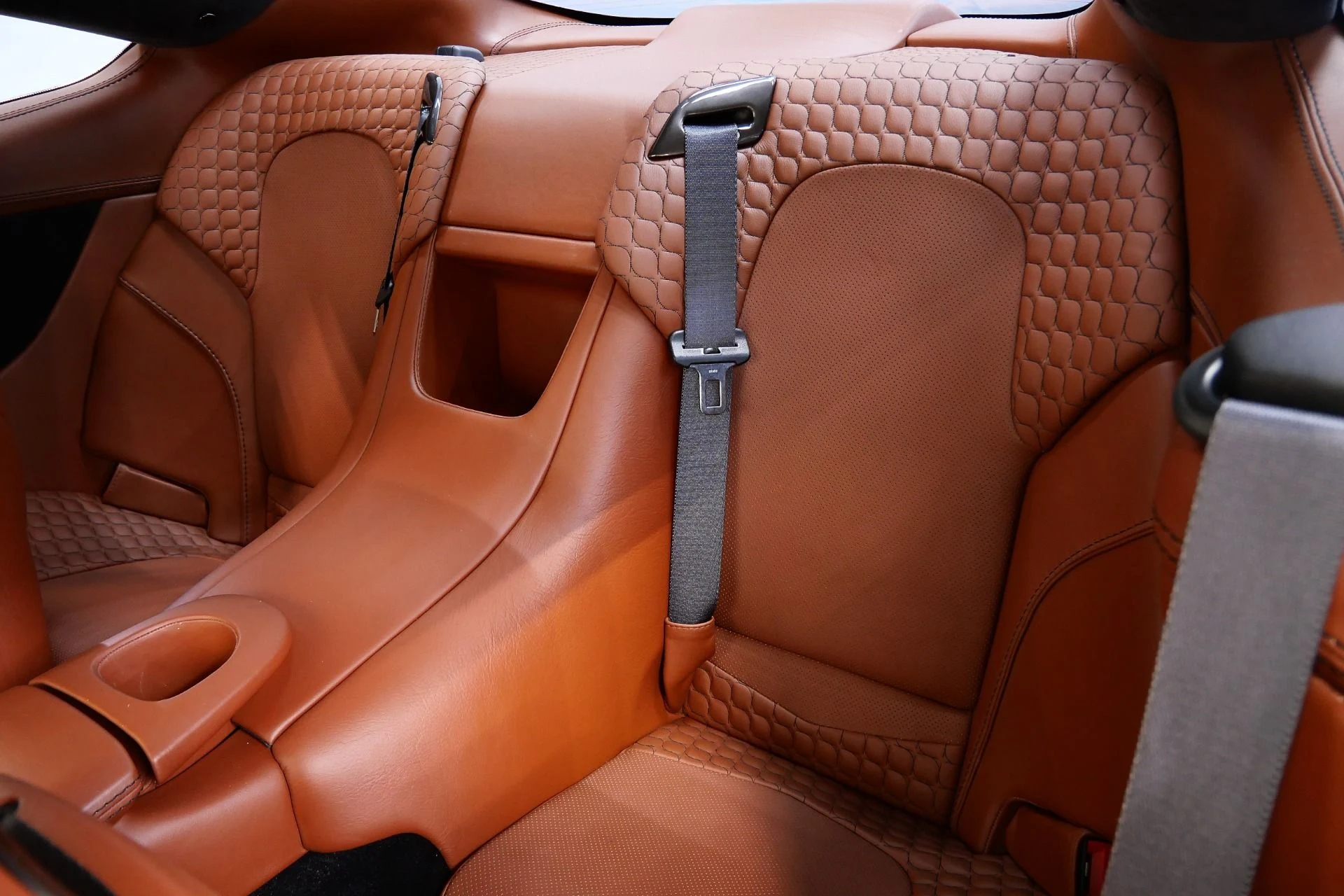 mph015_373506614_Used_2014_Aston_Martin_Vanquish_Hourglass_Quilting_Beautiful_Color_V12_Power_1770409354_f9738bbd97