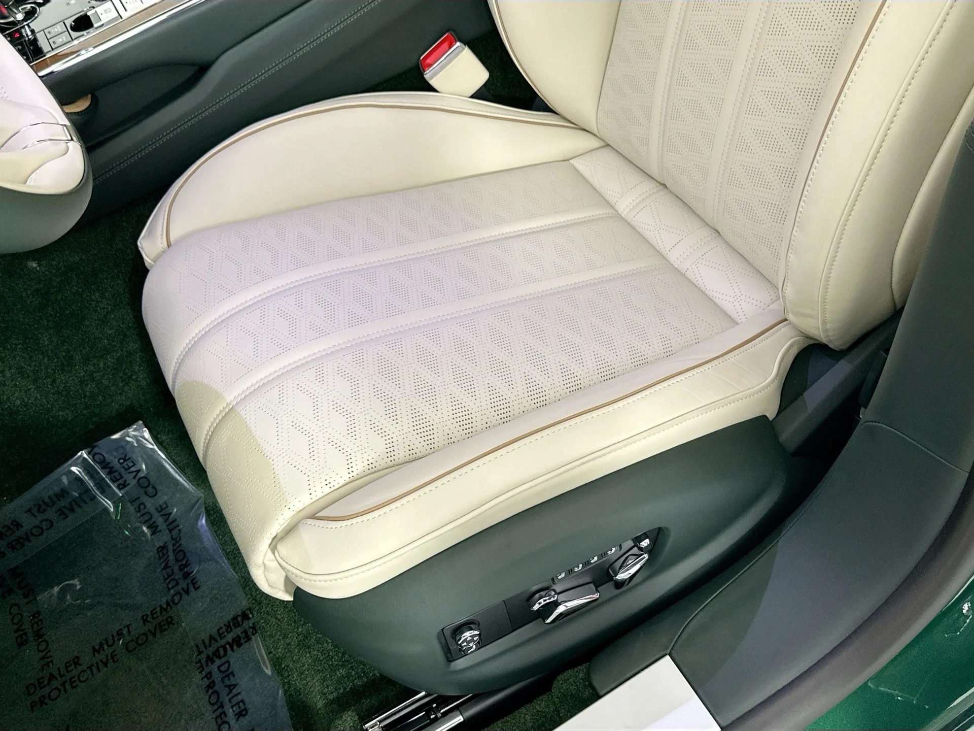 mph015_3736974180_16_d5f05d732d