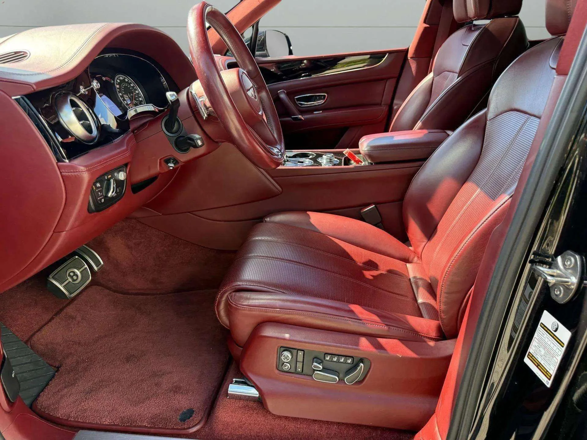 mph015_3737763725_9b575e1e0e95440cb282ba42e0982041_05548ccb3d