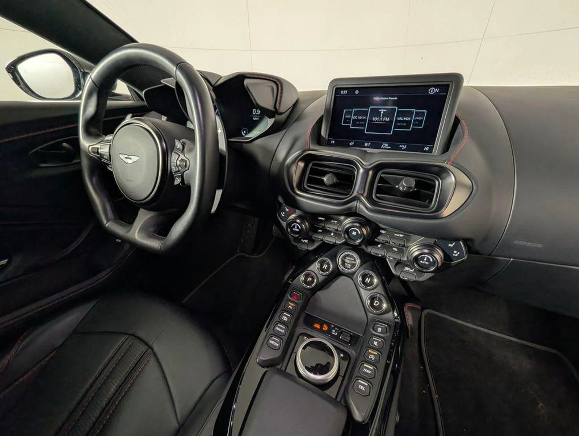 mph015_3739270000_yokmr_0_T_Smv_Vk9l_KOH_Zm_S_alb_s_5a0e980b9c