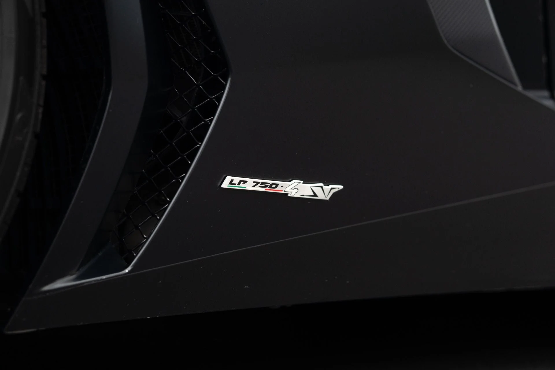 mph015_374978915_Used_2016_Lamborghini_Aventador_LP_750_4_SV_1768280004_4775933dad