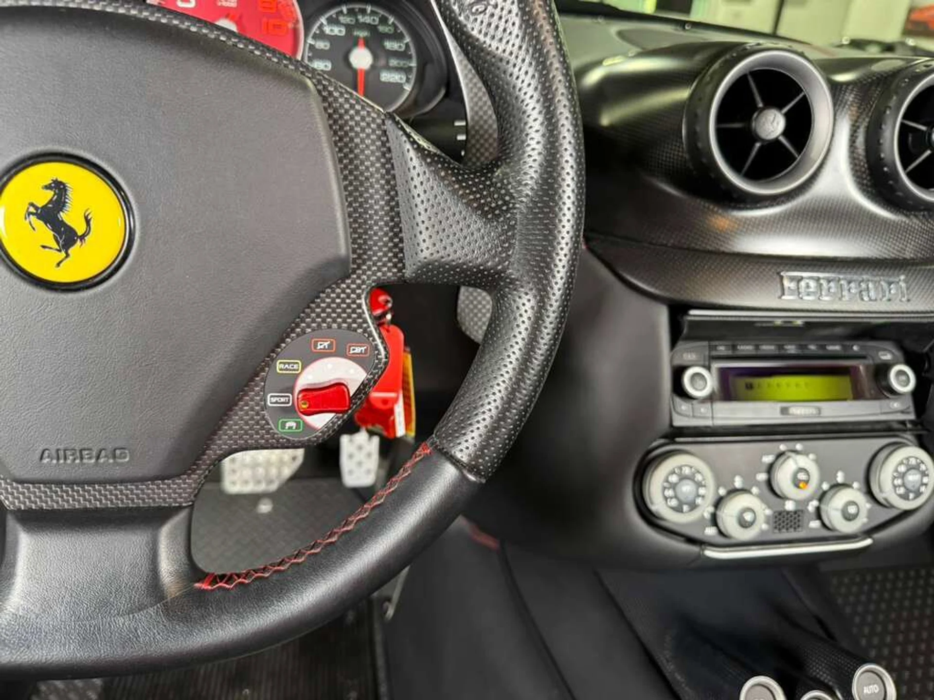 mph015_3756323651_be5ecfc453ad146572f4f3138834be08_3253fbae66