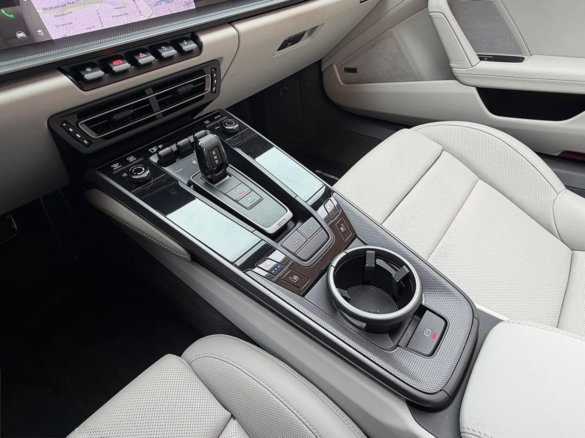 mph015_3758541416_bca7afa30dad2f03202ca54636801fadx_cbb63ea241