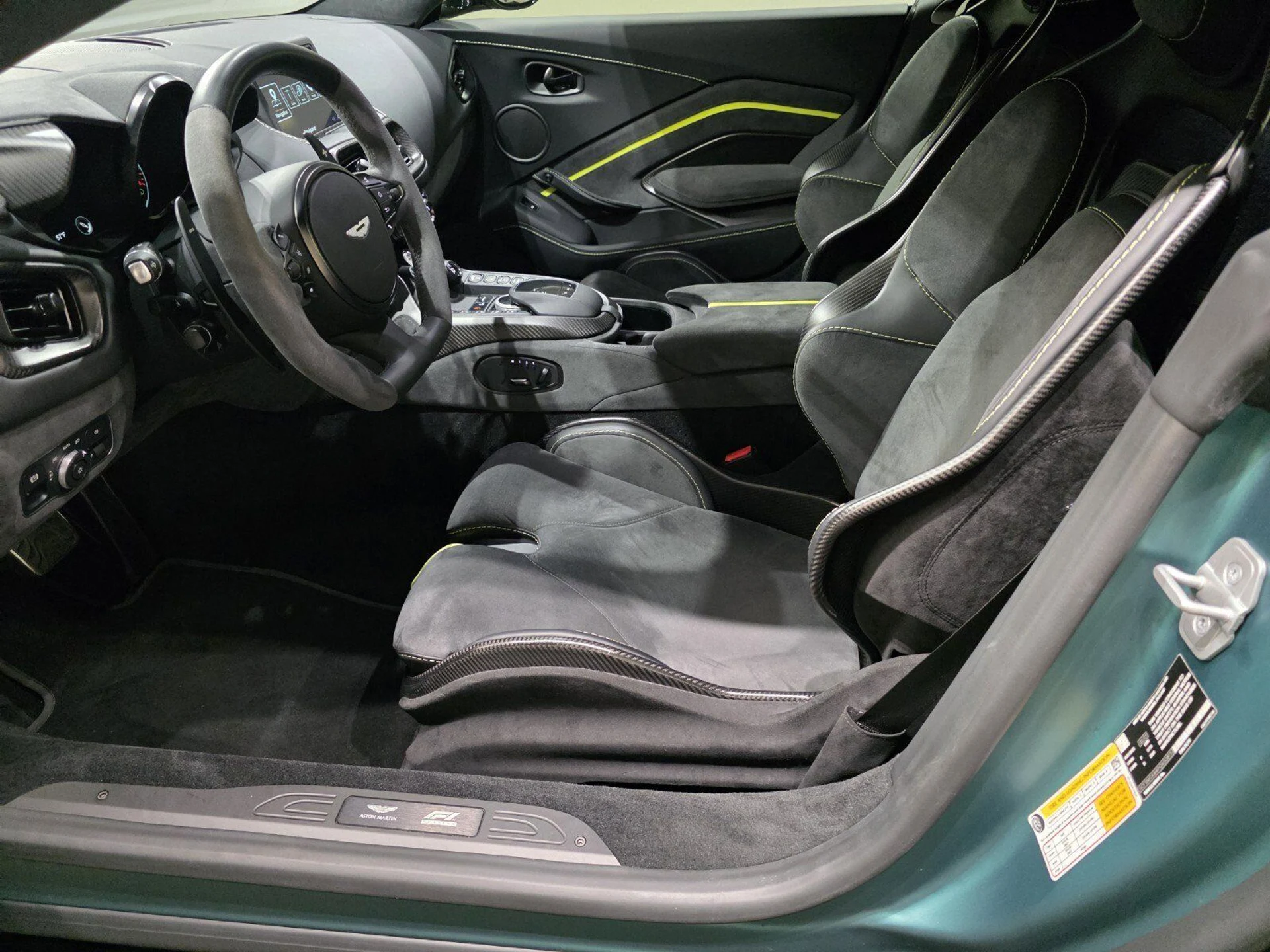 mph015_3762031393_64b57b059cf4de92b2d96ed4f280bd87_0488521f35