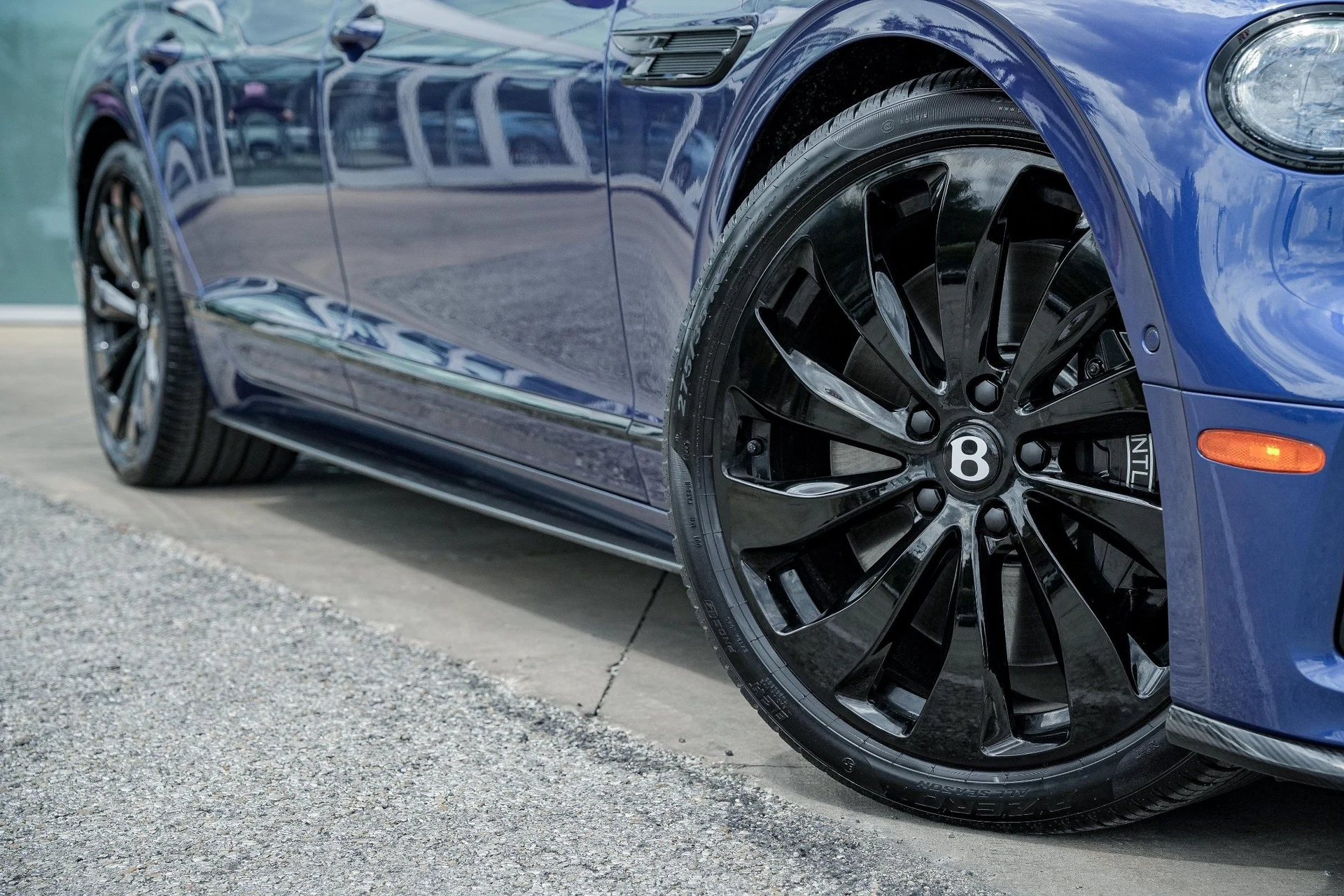 mph015_3766265837_Hi_Tech_Luxury_Imports_LLC_SCBBP_6_ZG_0_SC_023385_image_15_097c7c2320