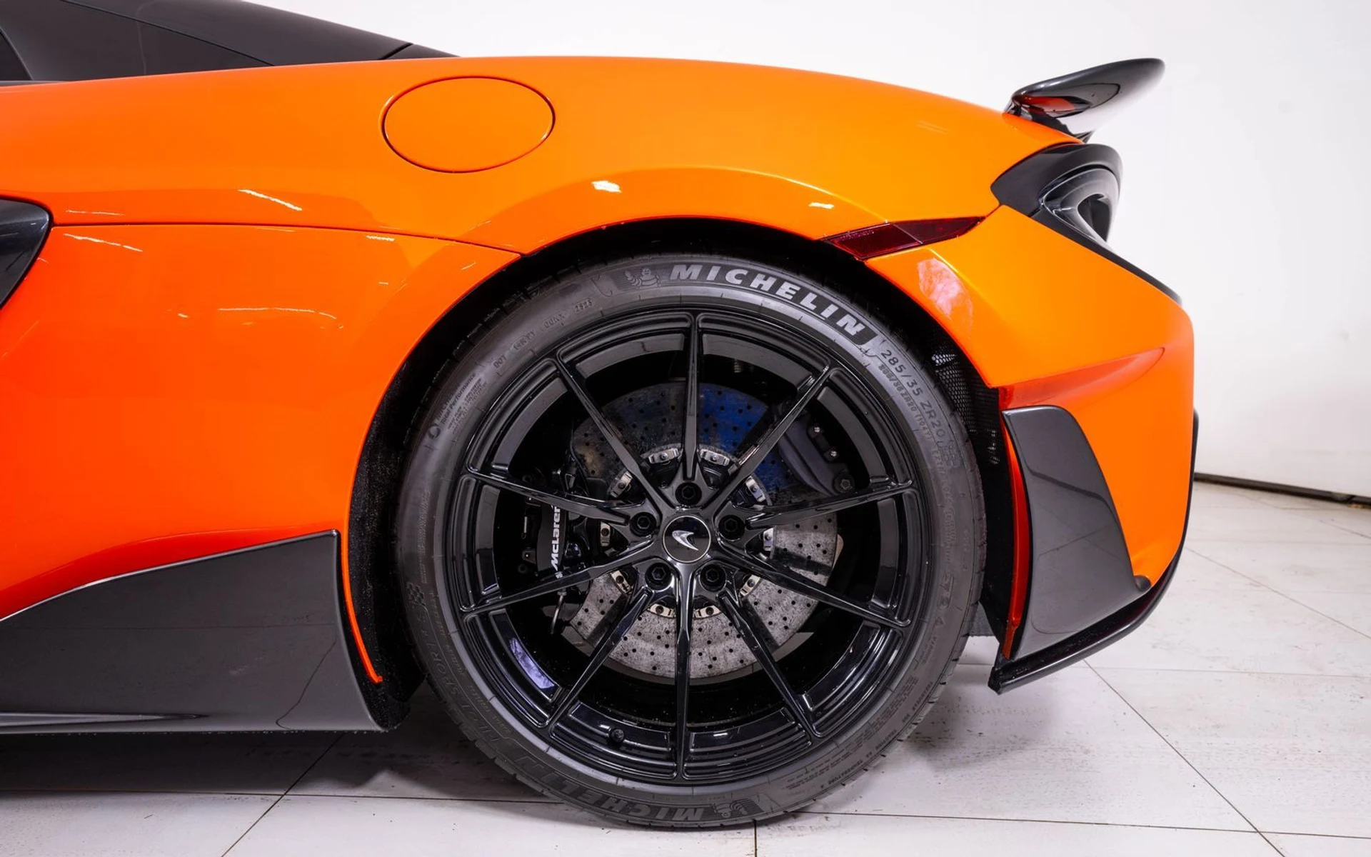 mph015_3766622191_13a30a69f38799d57766f146ef0c4668x_180200e2c7