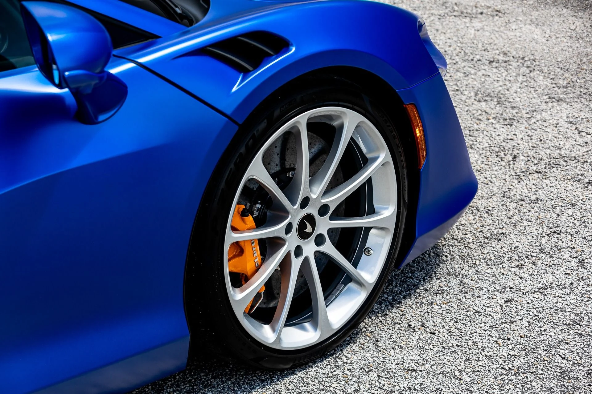 mph015_3771569116_324_p16_l_427edd402a