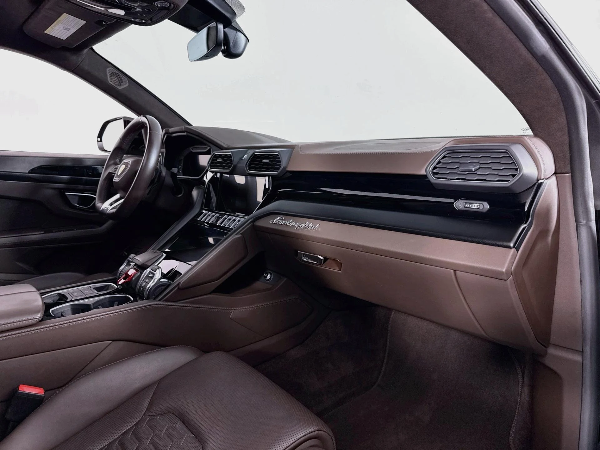 mph015_3778012025_Used_2022_Lamborghini_Urus_1786409423_940b751d09
