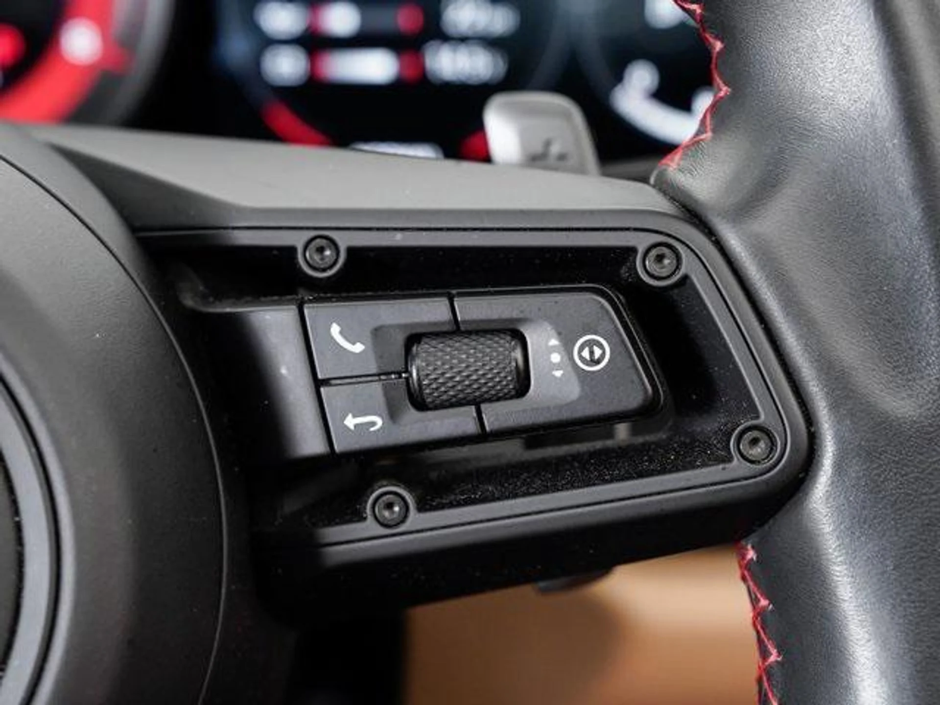 mph015_3783614326_g0zyp_M_Mn_XW_8_N_Jg_BMFG_9_H_Gd_Eq_O0_62907396a2