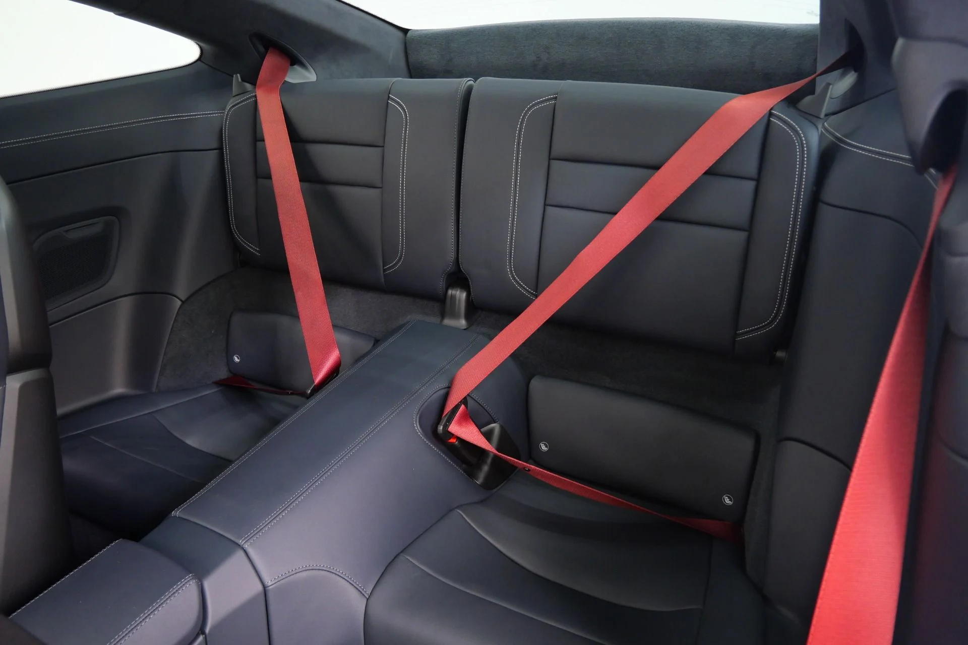 mph015_3802309701_Used_2025_Porsche_911_Carrera_S_Sport_Design_Package_18_Way_Seats_Carrera_Classic_Wheels_1775922258_f288ae248c