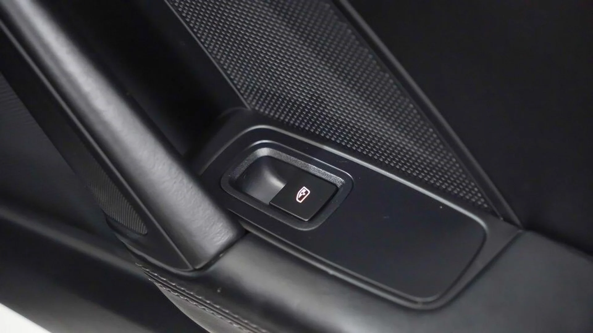 mph015_3804474015_7ad53abef6e9c40f2de528f8ebf16f86x_410a9e9808