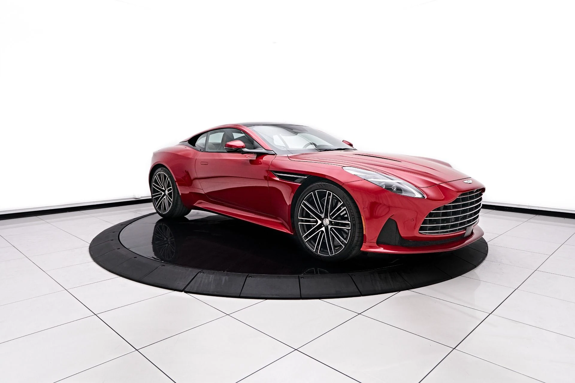 mph015_3805195788_Used_2024_Aston_Martin_DB_12_1756329442_ccb76af3f0