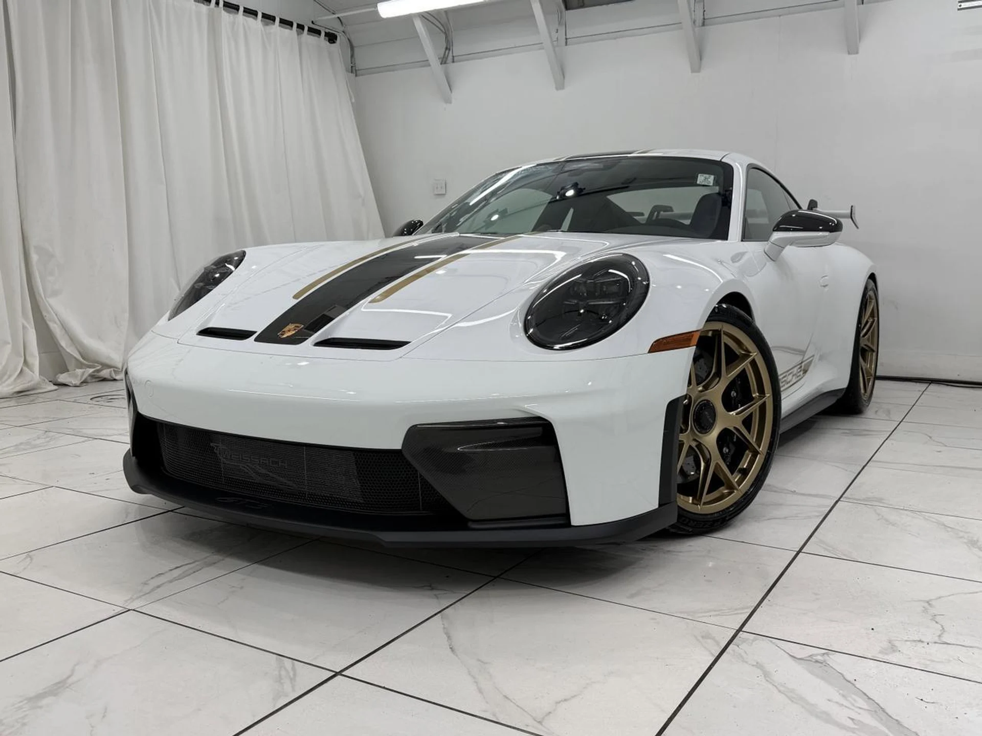 mph015_3811232487_81cd4a8b365b3c646bbbda94b612262e_5e4dab1321