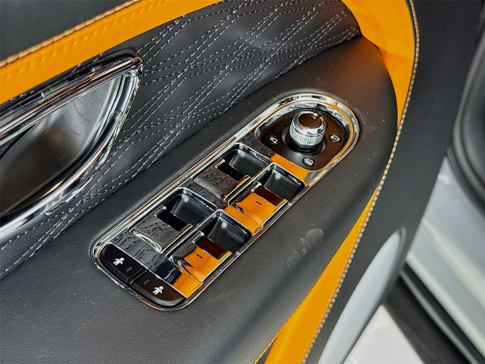 mph015_382055513_1db80102a2150c281d38da78811664dax_b2277cdb2f