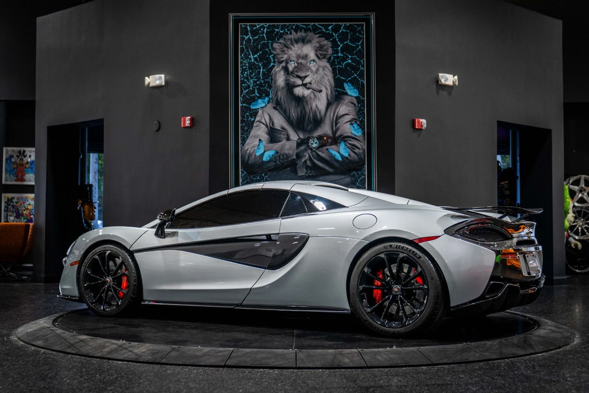 mph015_3820733250_Used_2018_Mc_Laren_570_S_Spider_Loaded_Spec_Larini_exhaust_1765511070_786aee8ec7