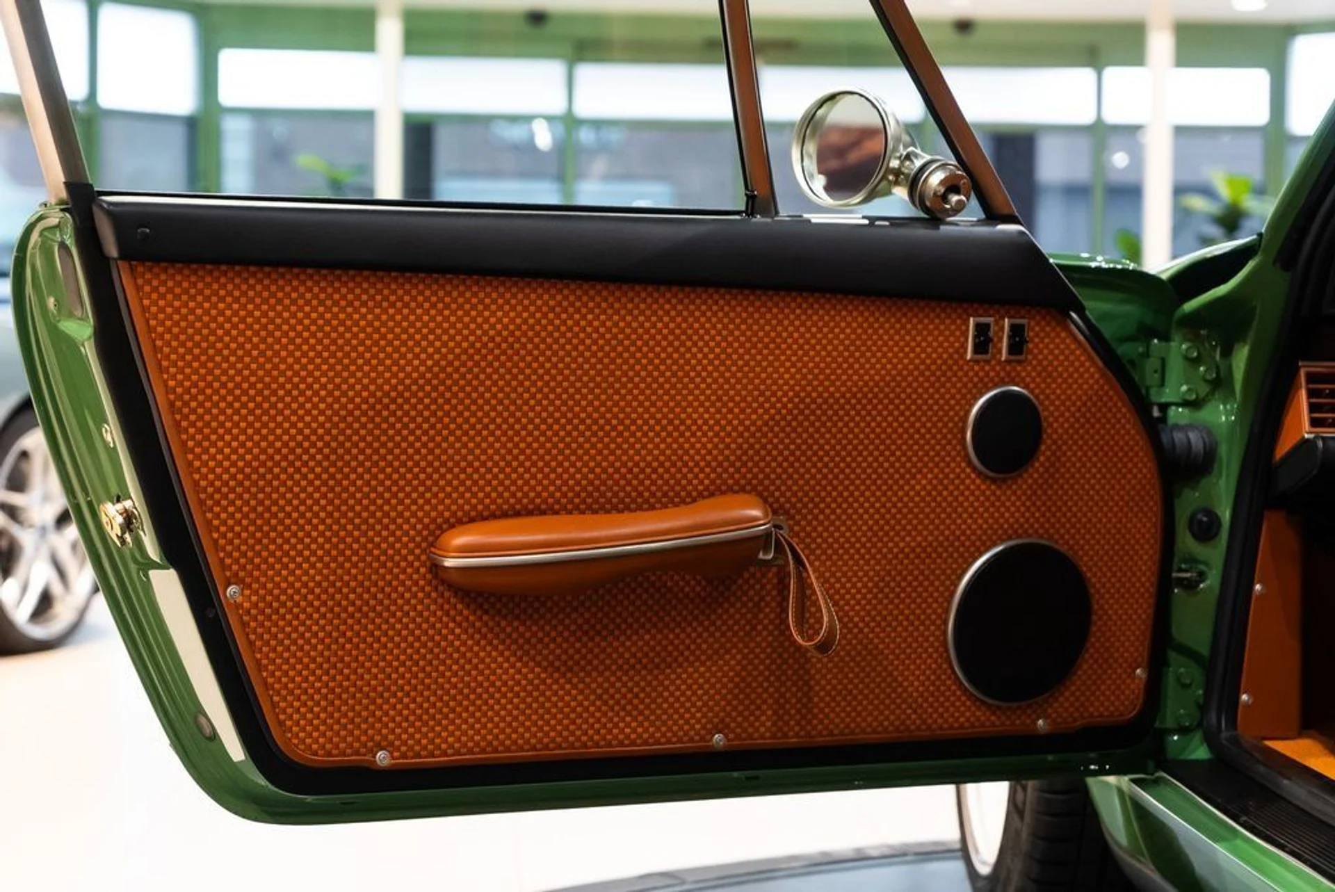 mph015_3826260651_54a0415e7215a93e9dd75b773924d75e_74a9805a29