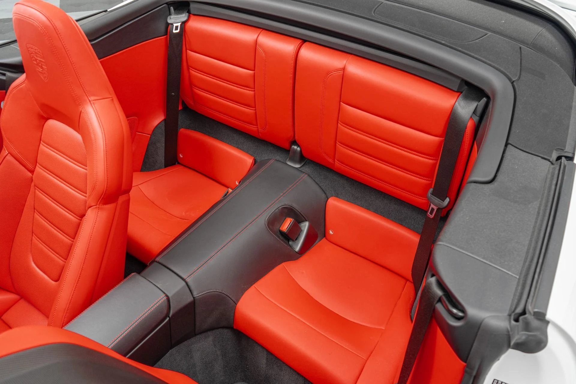 mph015_3838494787_Used_2024_Porsche_911_Turbo_S_Cabriolet_Sport_Design_Package_Exclusive_Manufaktur_Interior_1780002911_759dbf9743