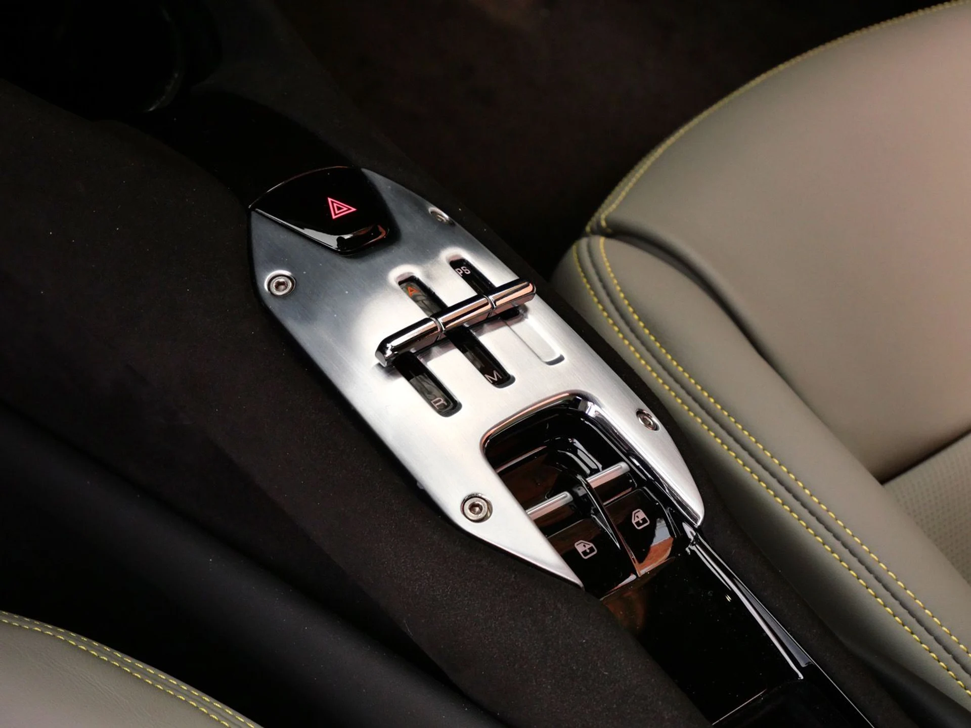 mph015_3844648684_57f6b7938f3e2523341dc00fb61c0b47x_b7b115a109