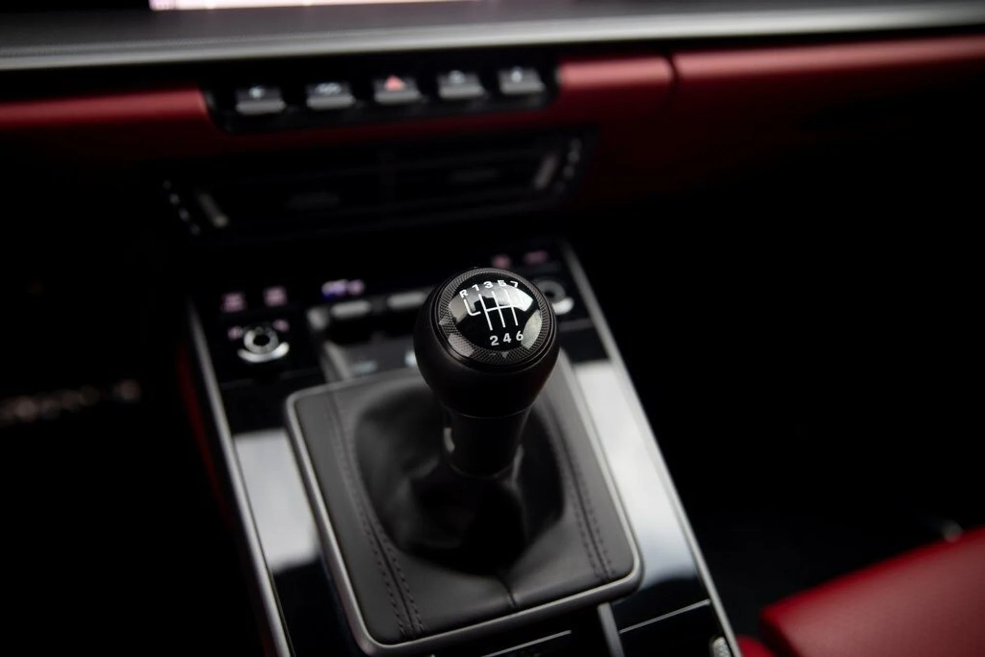 mph015_384734837_e2bb2ebdc50969d98b801f70ad90ec36x_082490e421