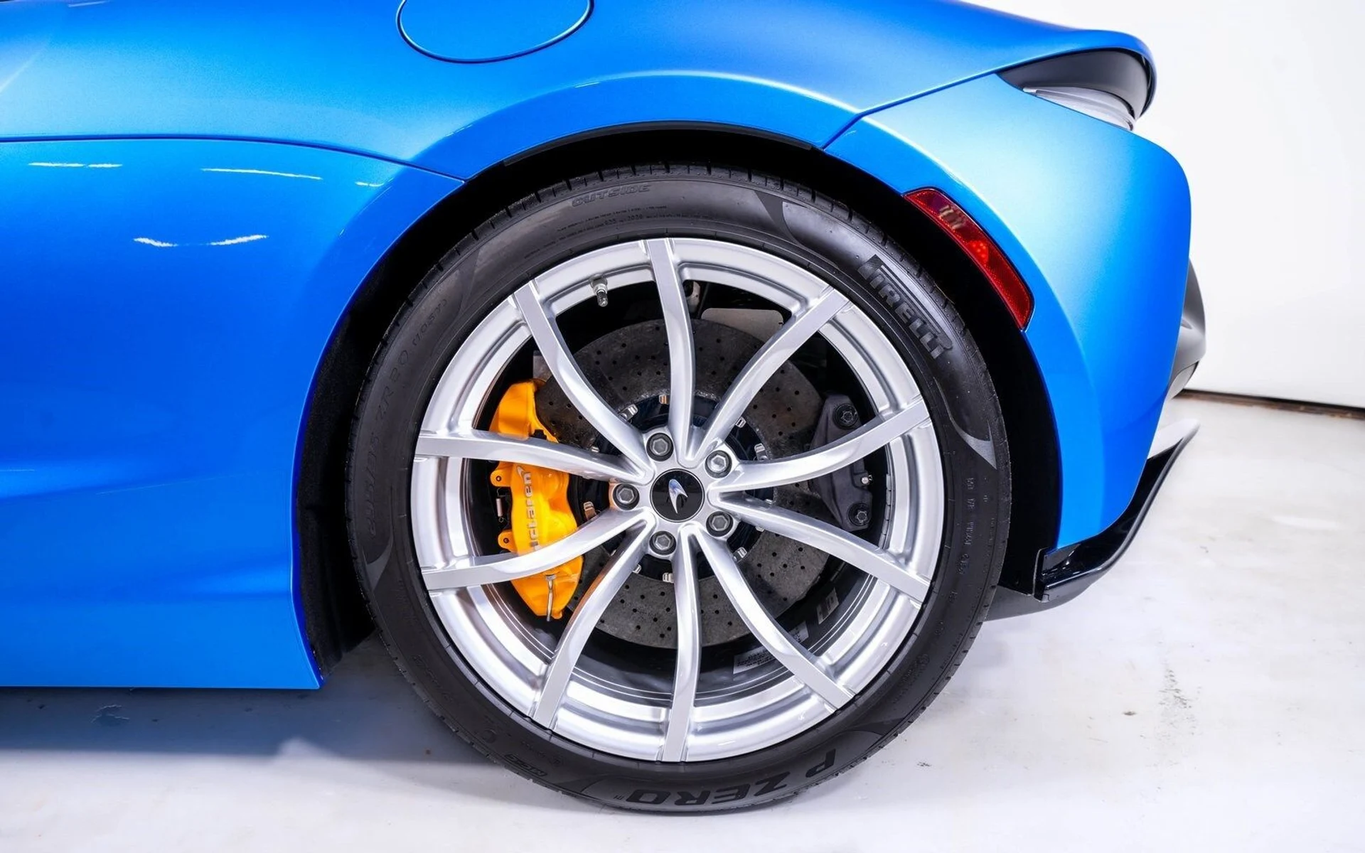 mph015_3849886915_f59a349a2fc37a66af530a7c5d604d18x_2568c6c515