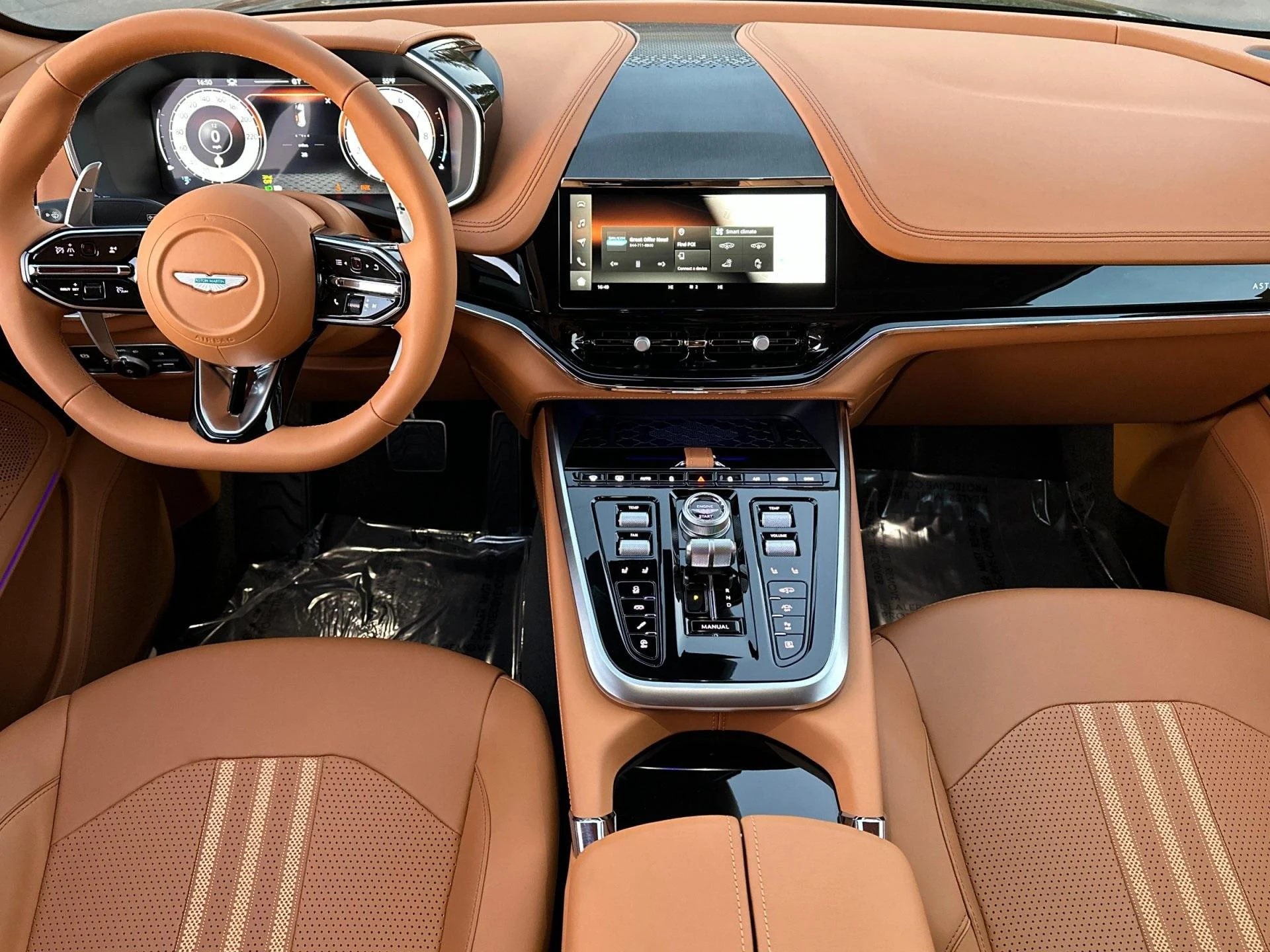 mph015_385119051_New_2026_Aston_Martin_DBX_707_1764949833_6fd94b6684