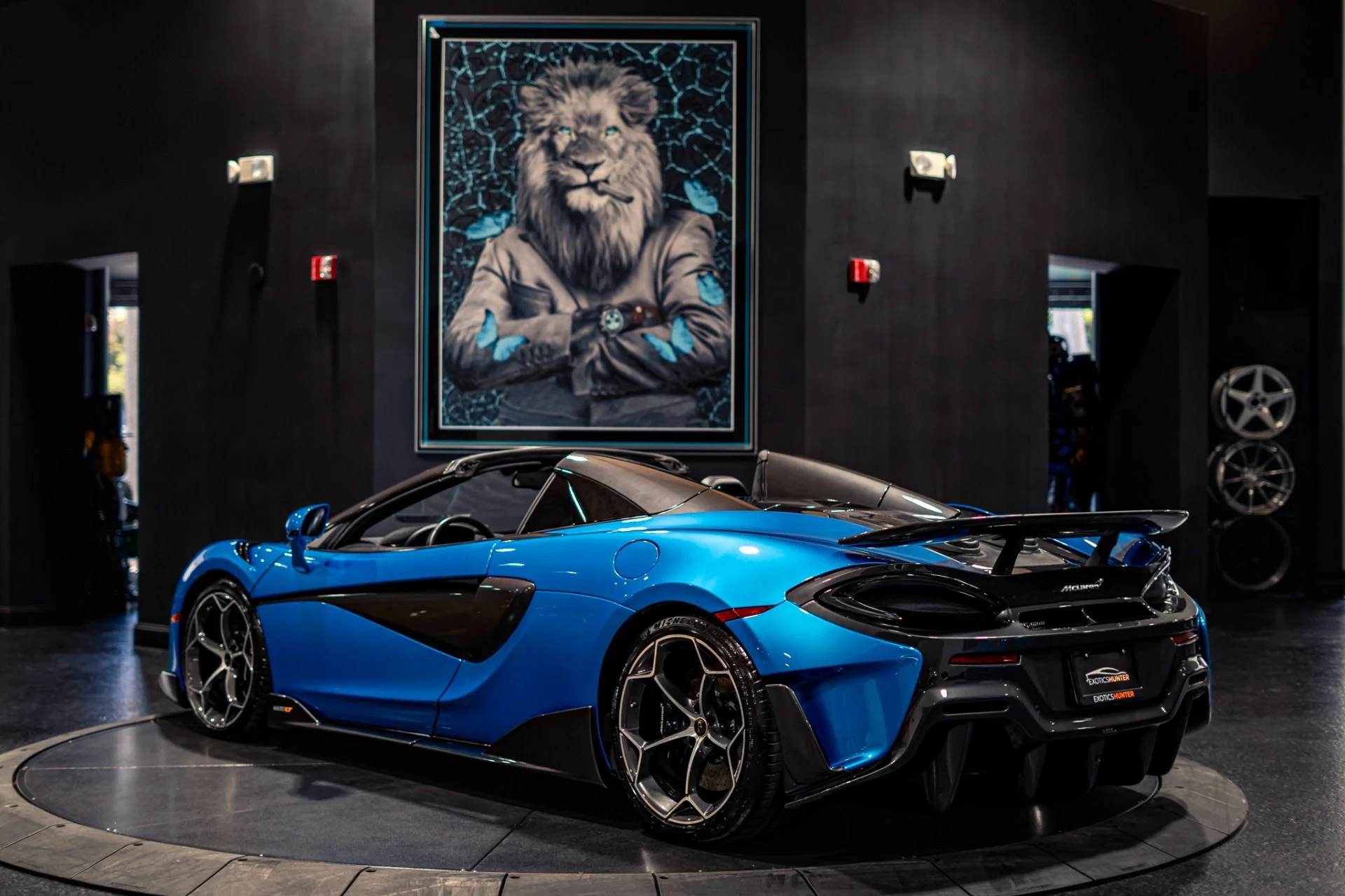 mph015_3851552284_Used_2020_Mc_Laren_600_LT_Spider_MSO_Ludus_Blue_308000_MSRP_1779204636_820c1fe612